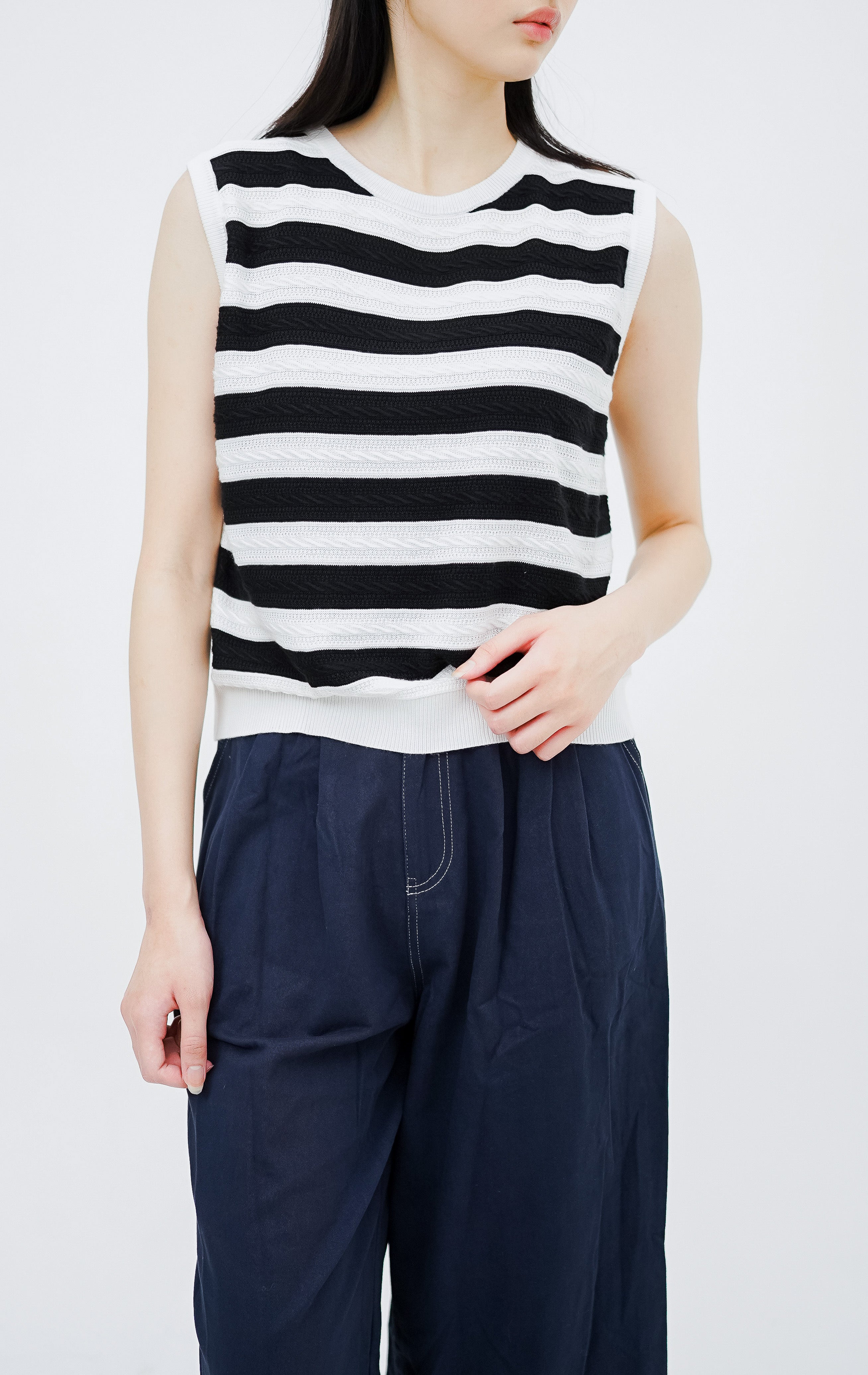 Dream Knit Vest Black