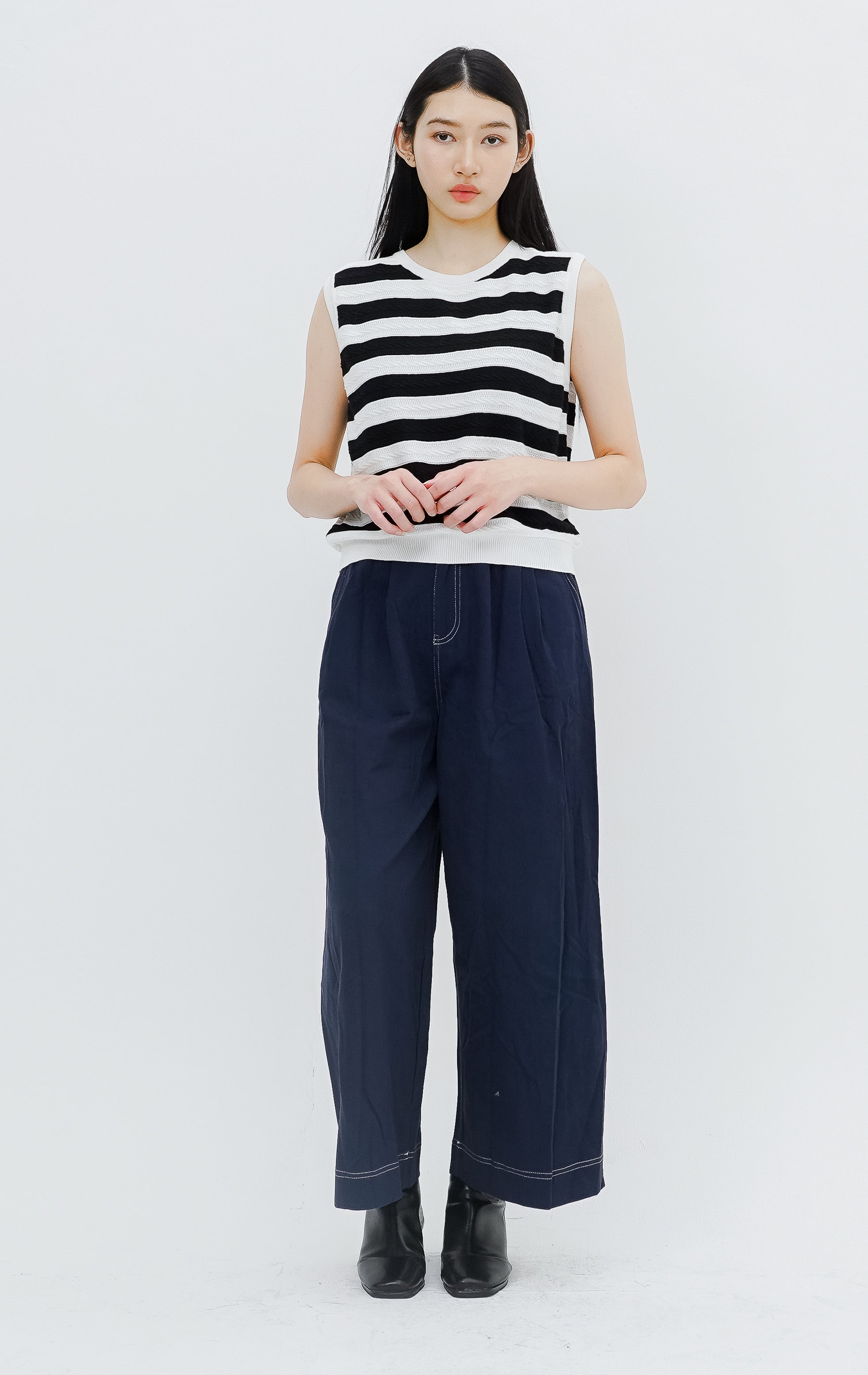 Dream Knit Vest Black