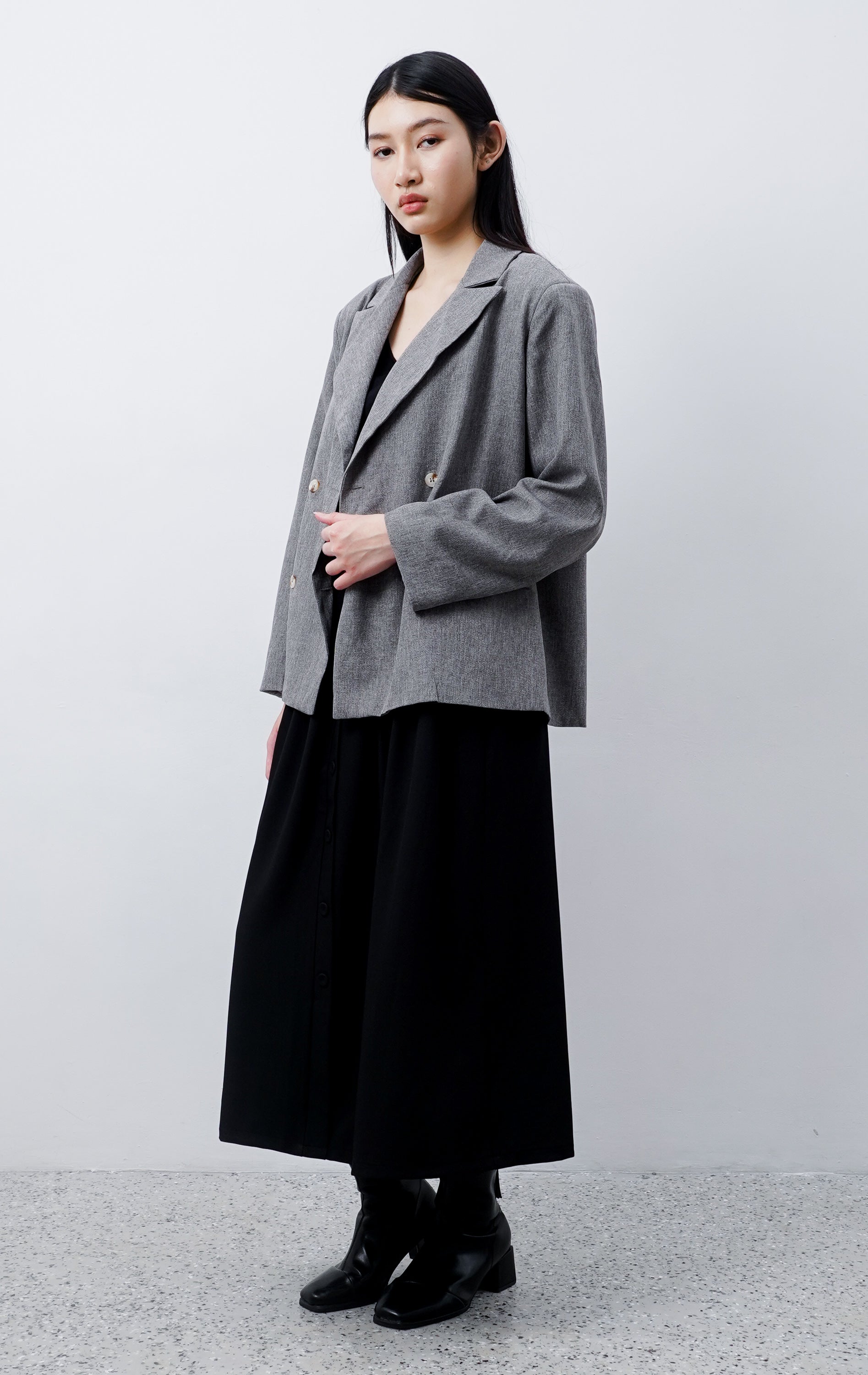 Meredith Outer Grey