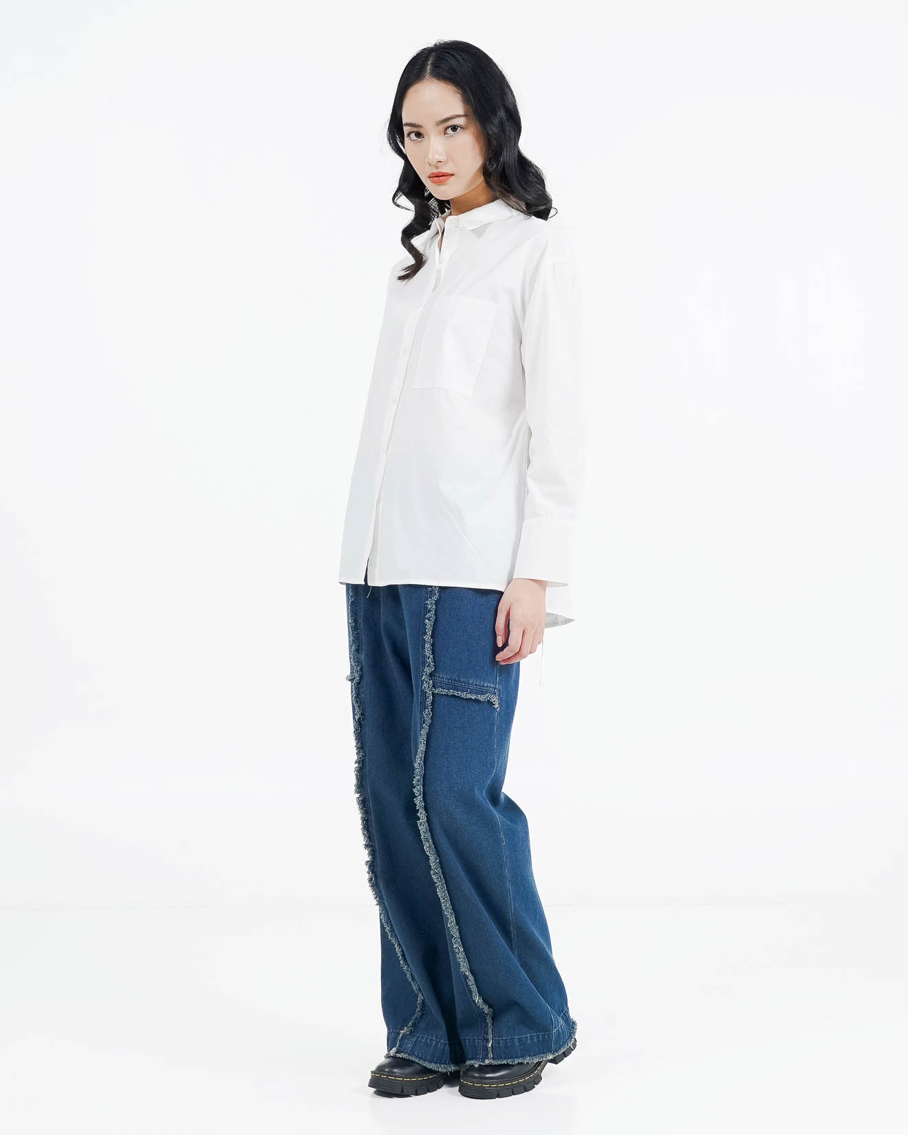 ES Akira Shirt White