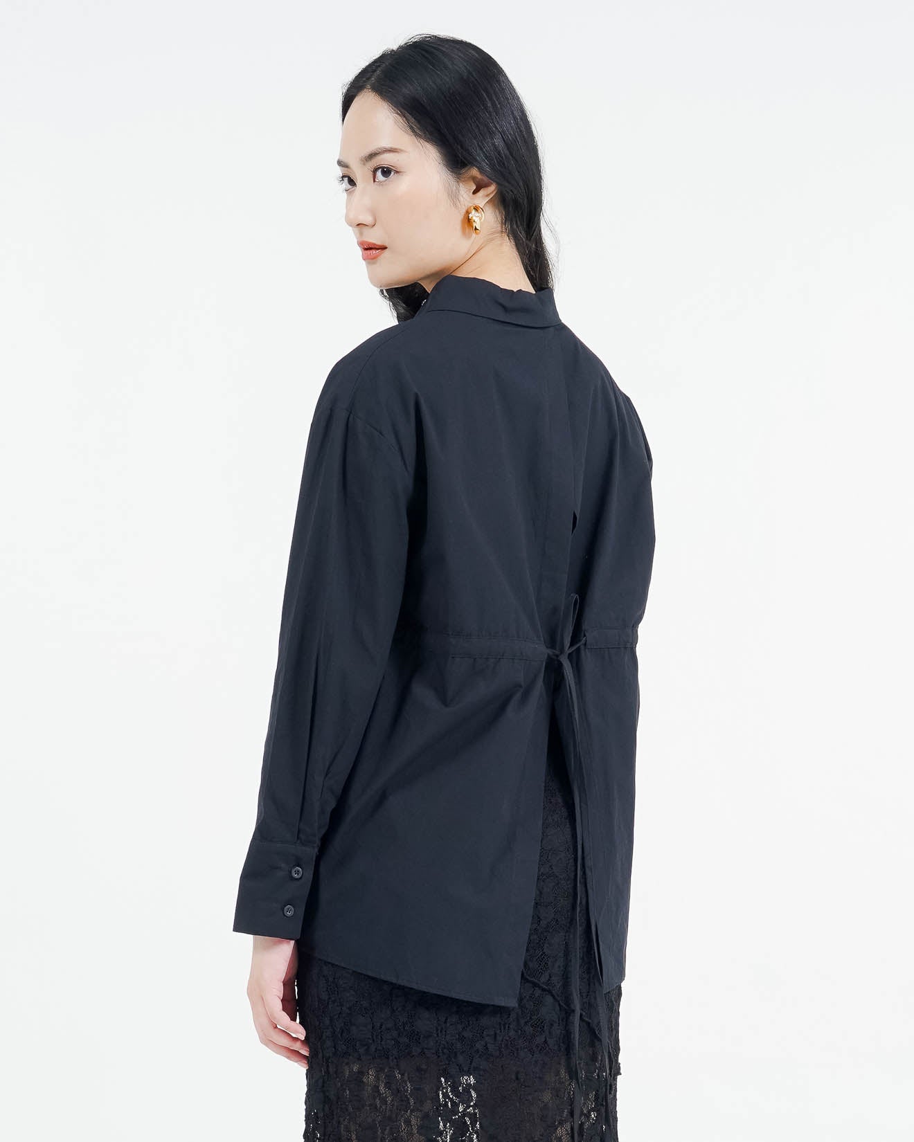 ES Akira Shirt Black