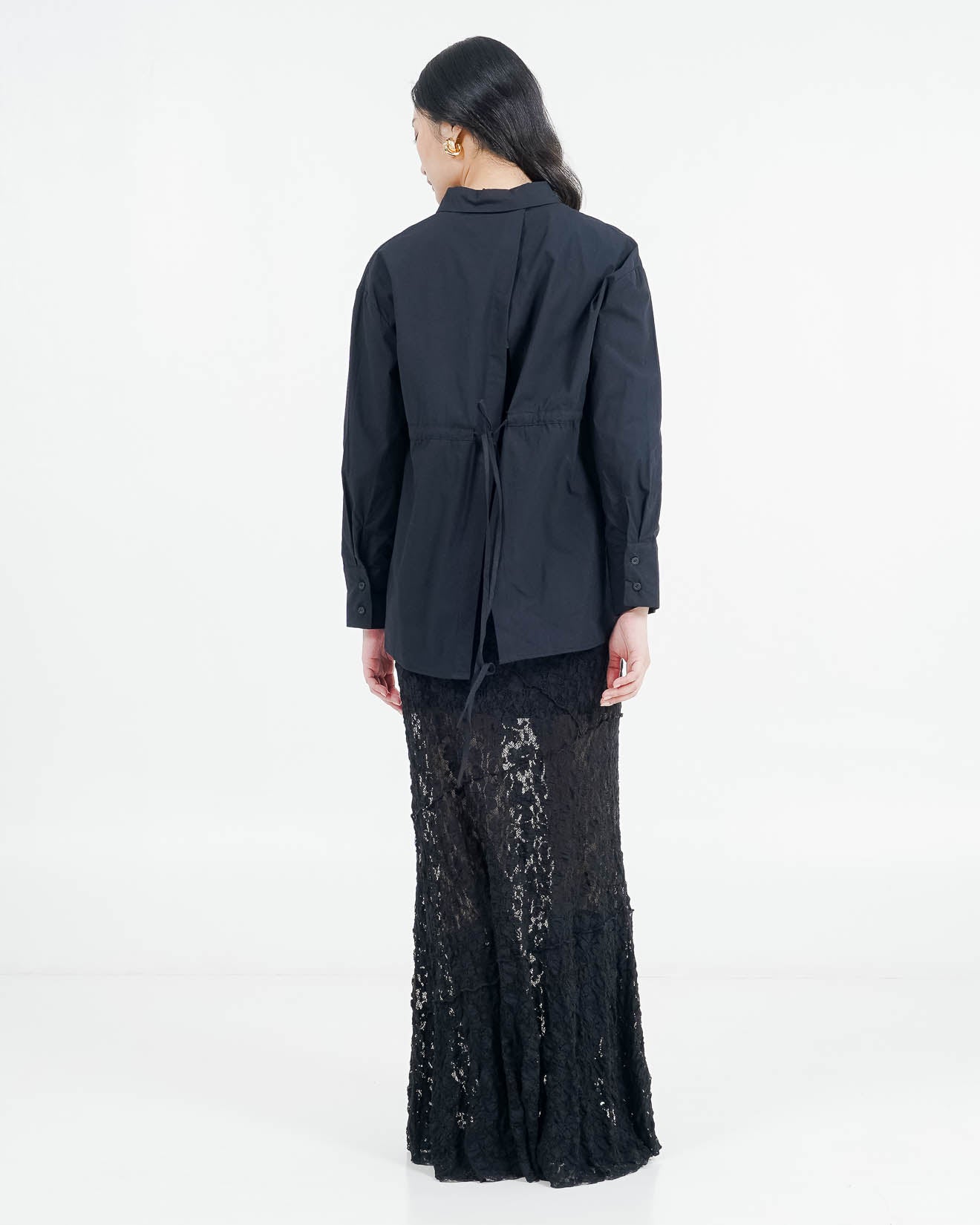 ES Akira Shirt Black