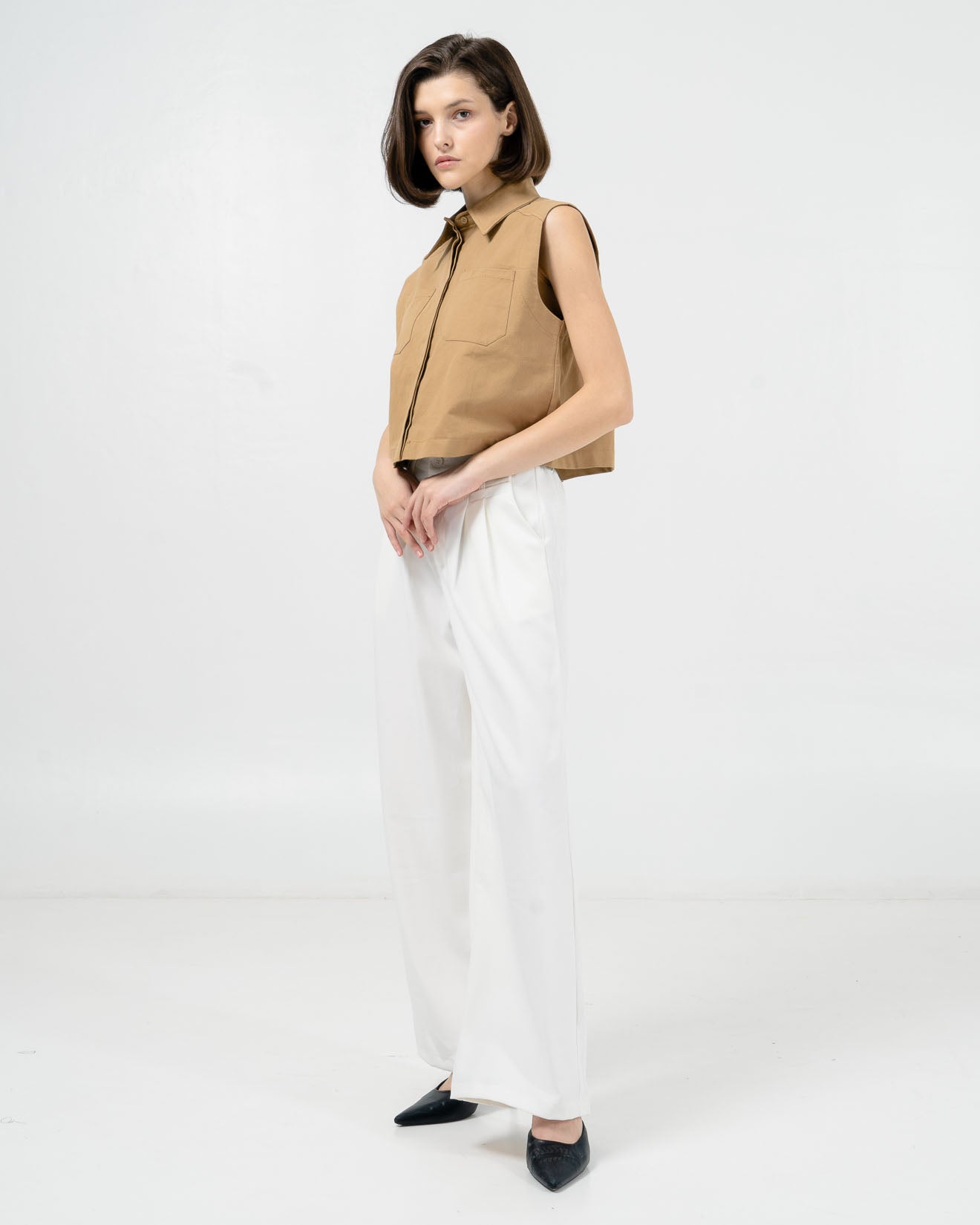Evelyn Sleeveless Brown Top – Baju Atasan Wanita Tanpa Lengan