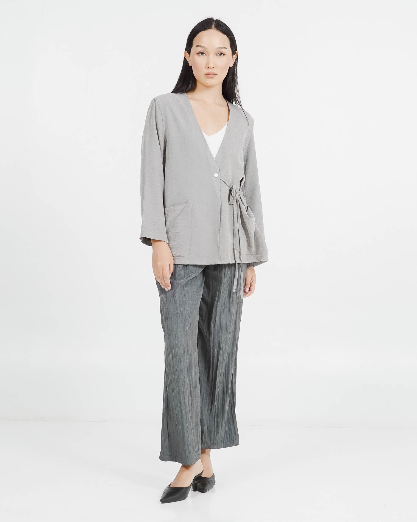 Eirene Outer Grey