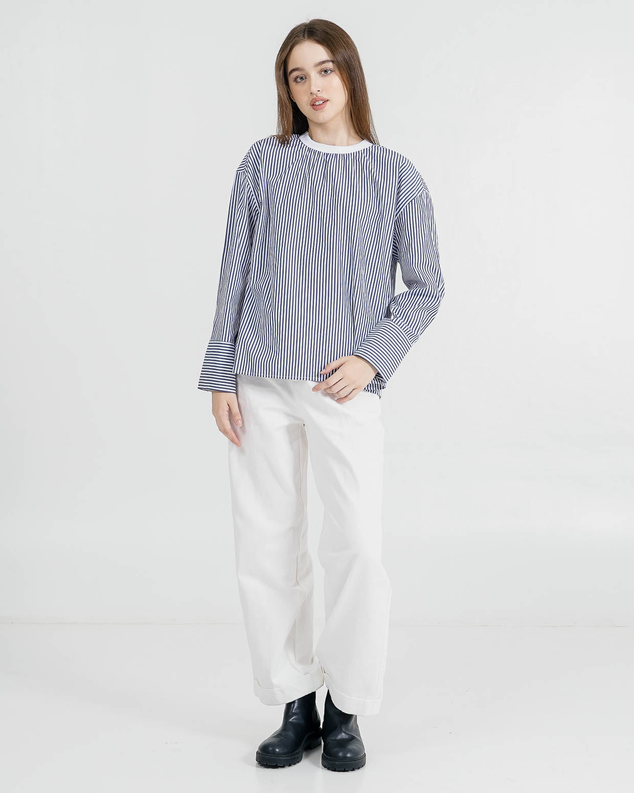 Maya Striped Navy Top – Kemeja Wanita Lengan Panjang