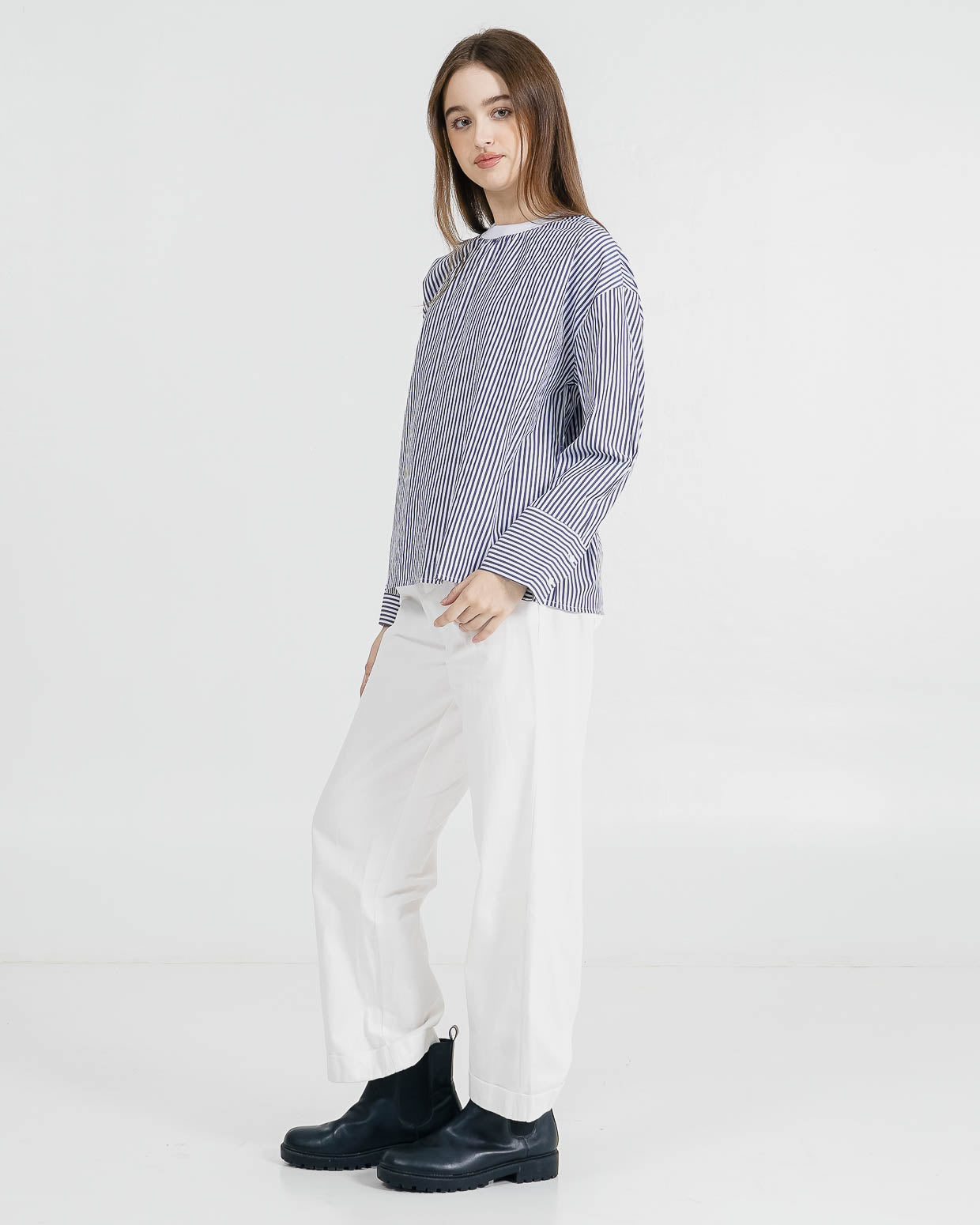 Maya Striped Navy Top – Kemeja Wanita Lengan Panjang