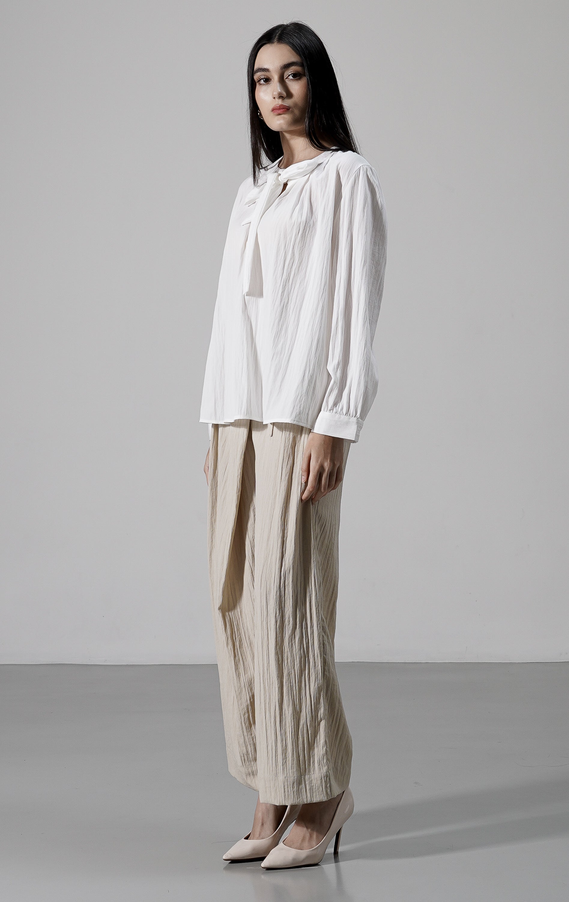 Allie Top White