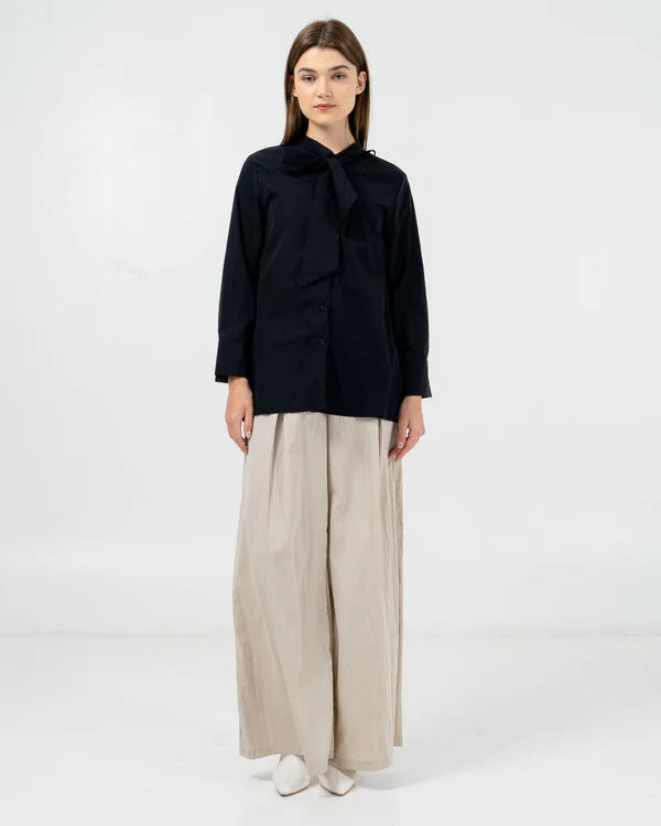 Utari Blouse Black