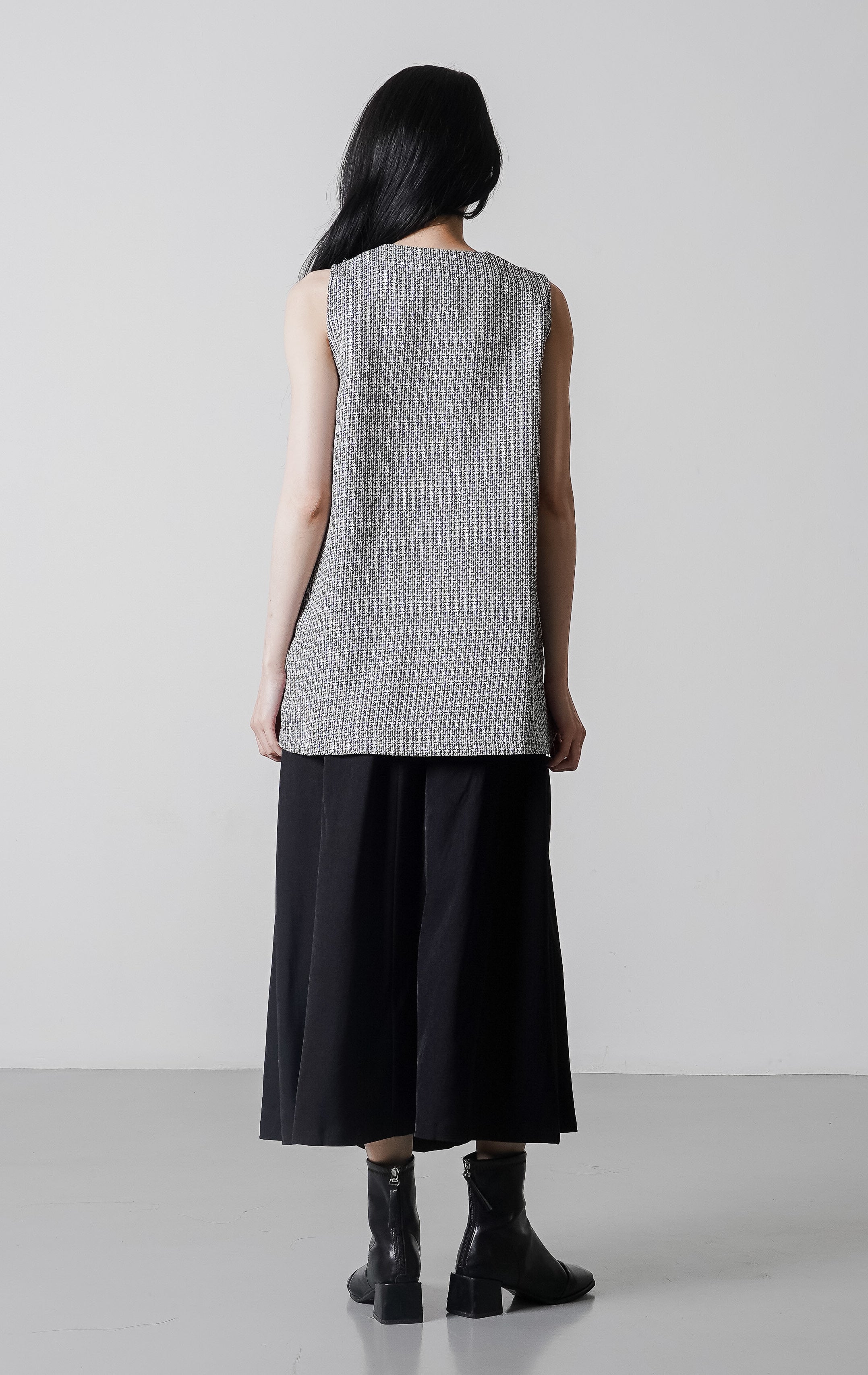 Zionna Vest Black
