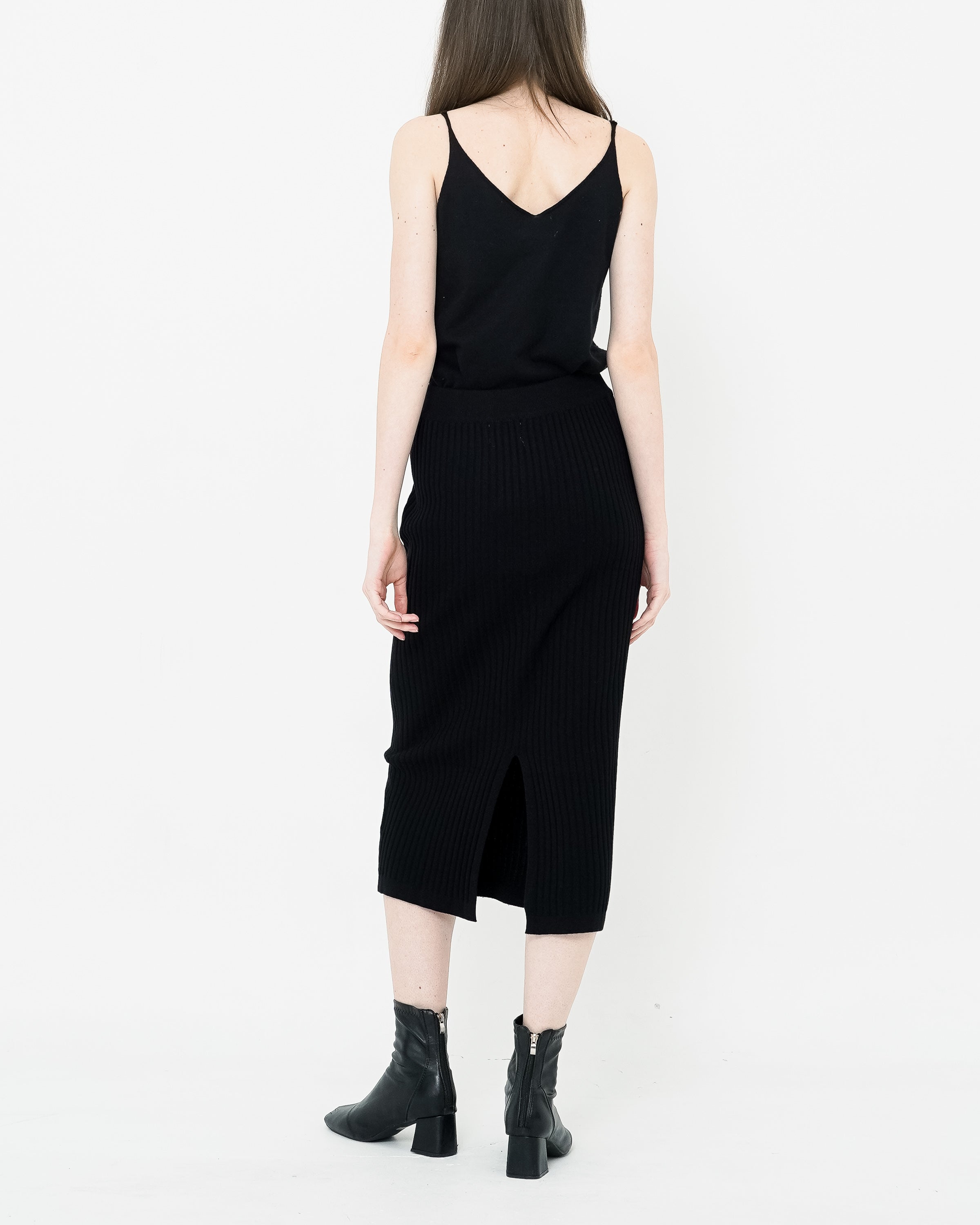 Malloryn Big Skirt Black