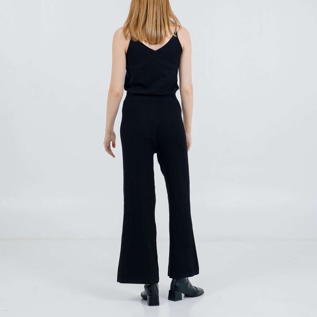 Nayla Pleats Pants Black - Celana Panjang Wanita