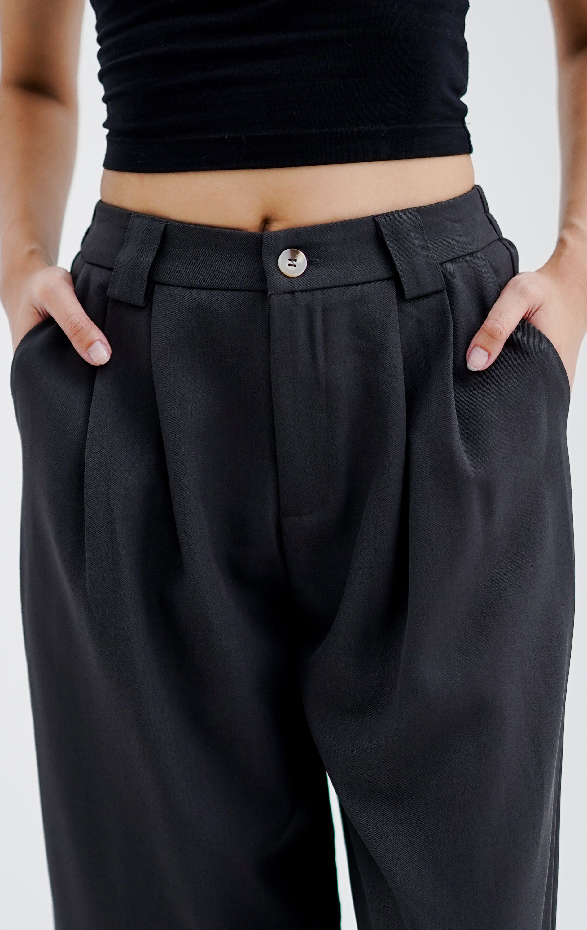 Purva Pants Grey