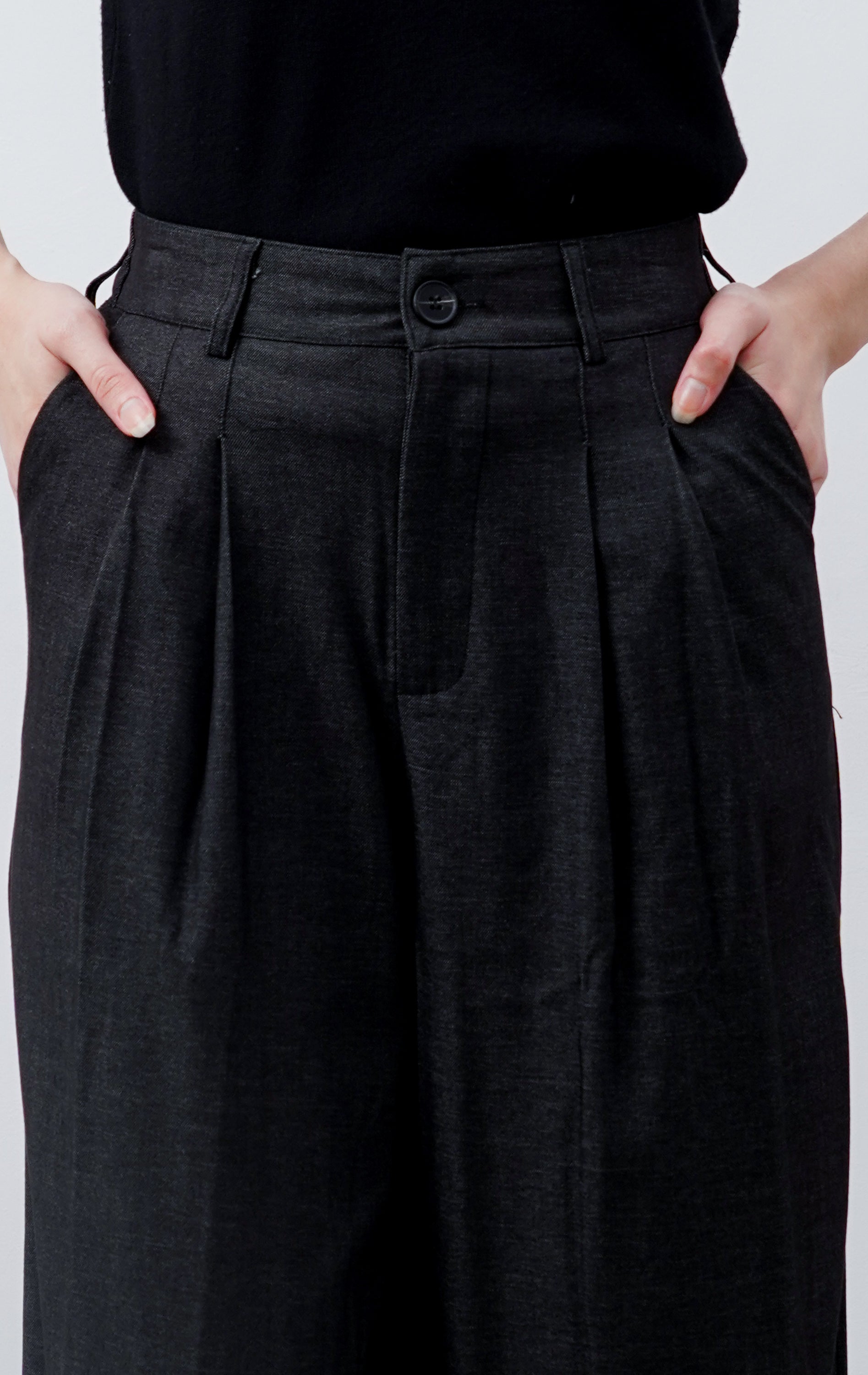 Xylo Pants Black