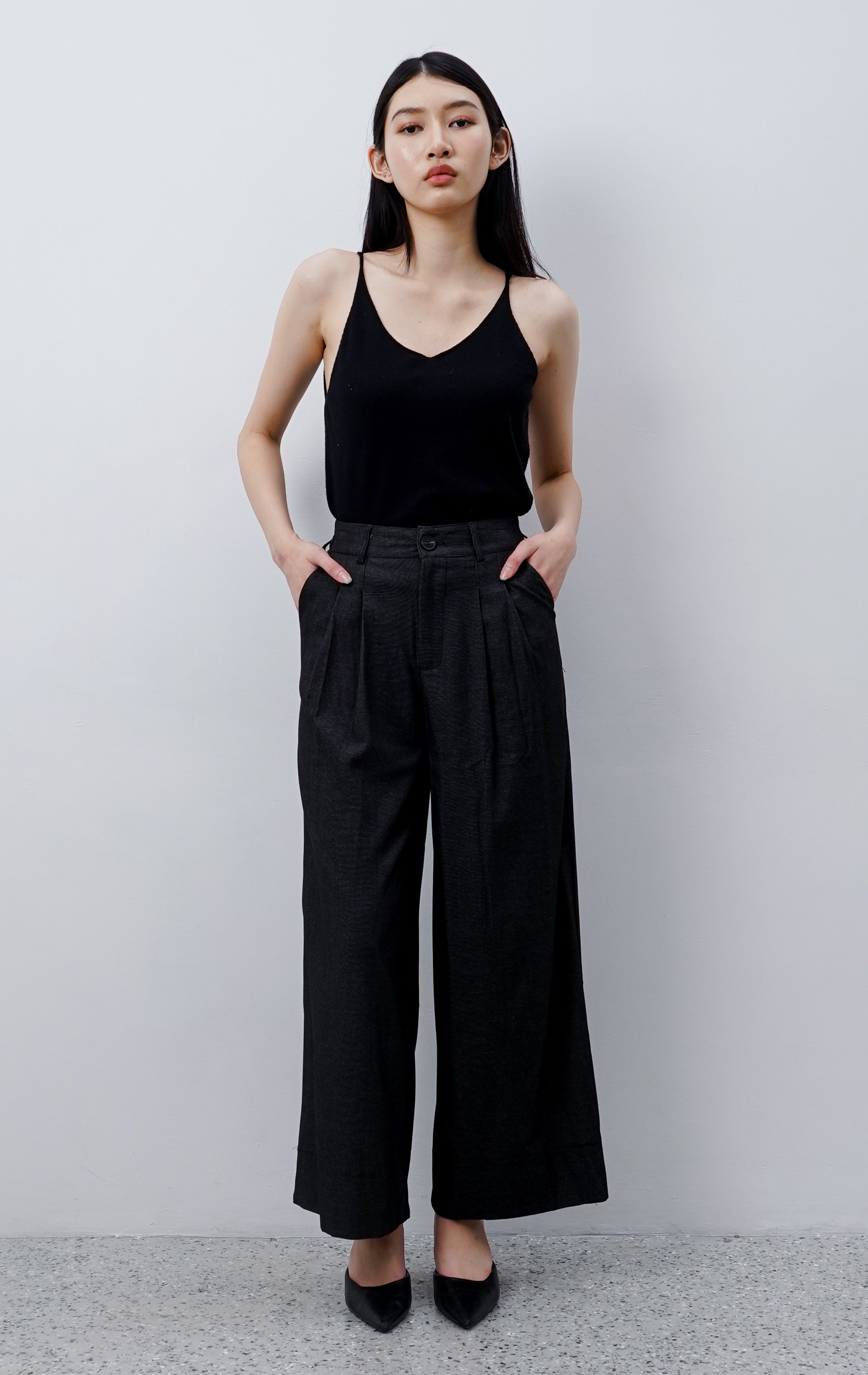 Xylo Pants Black