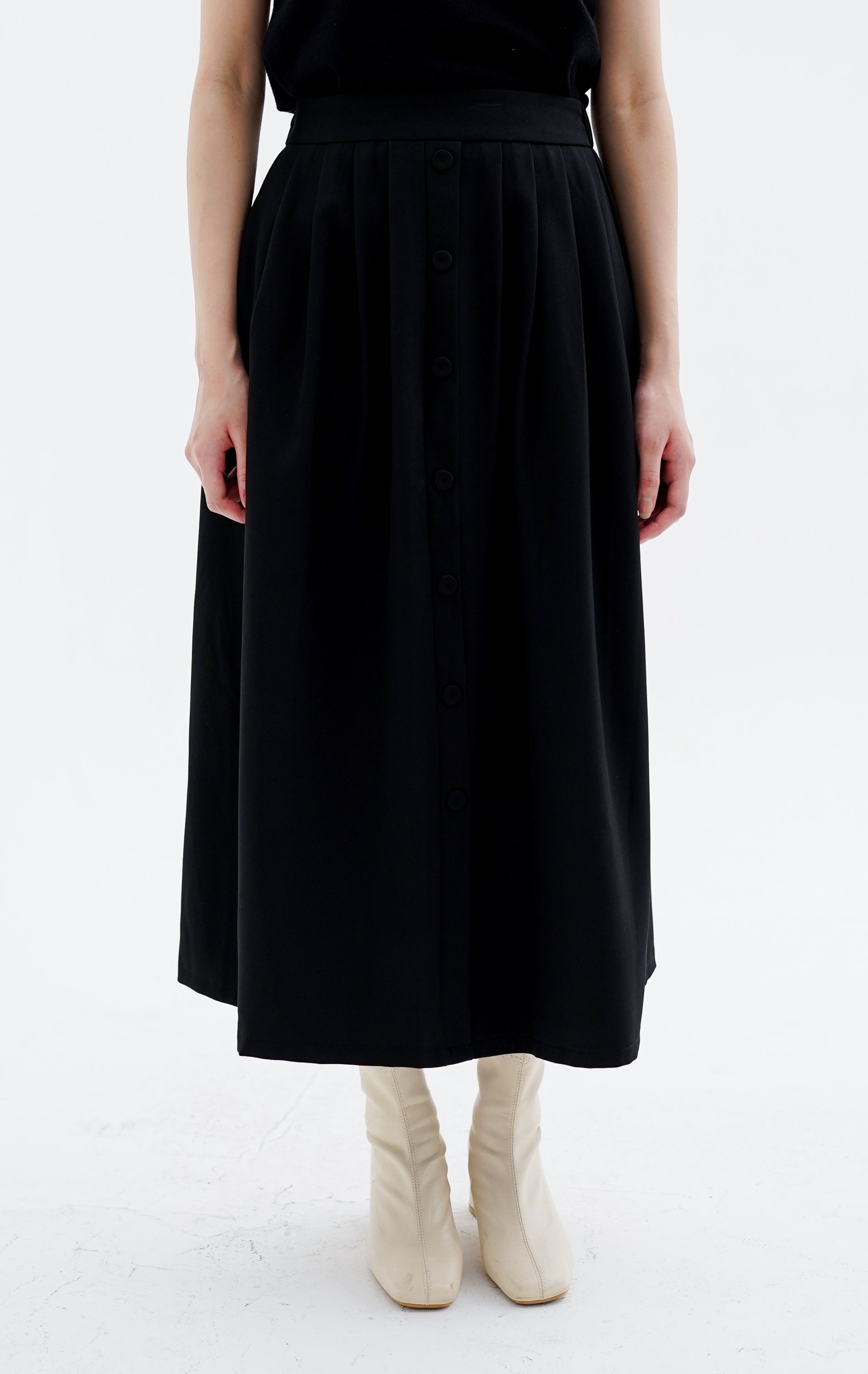 Maela Skirt Black