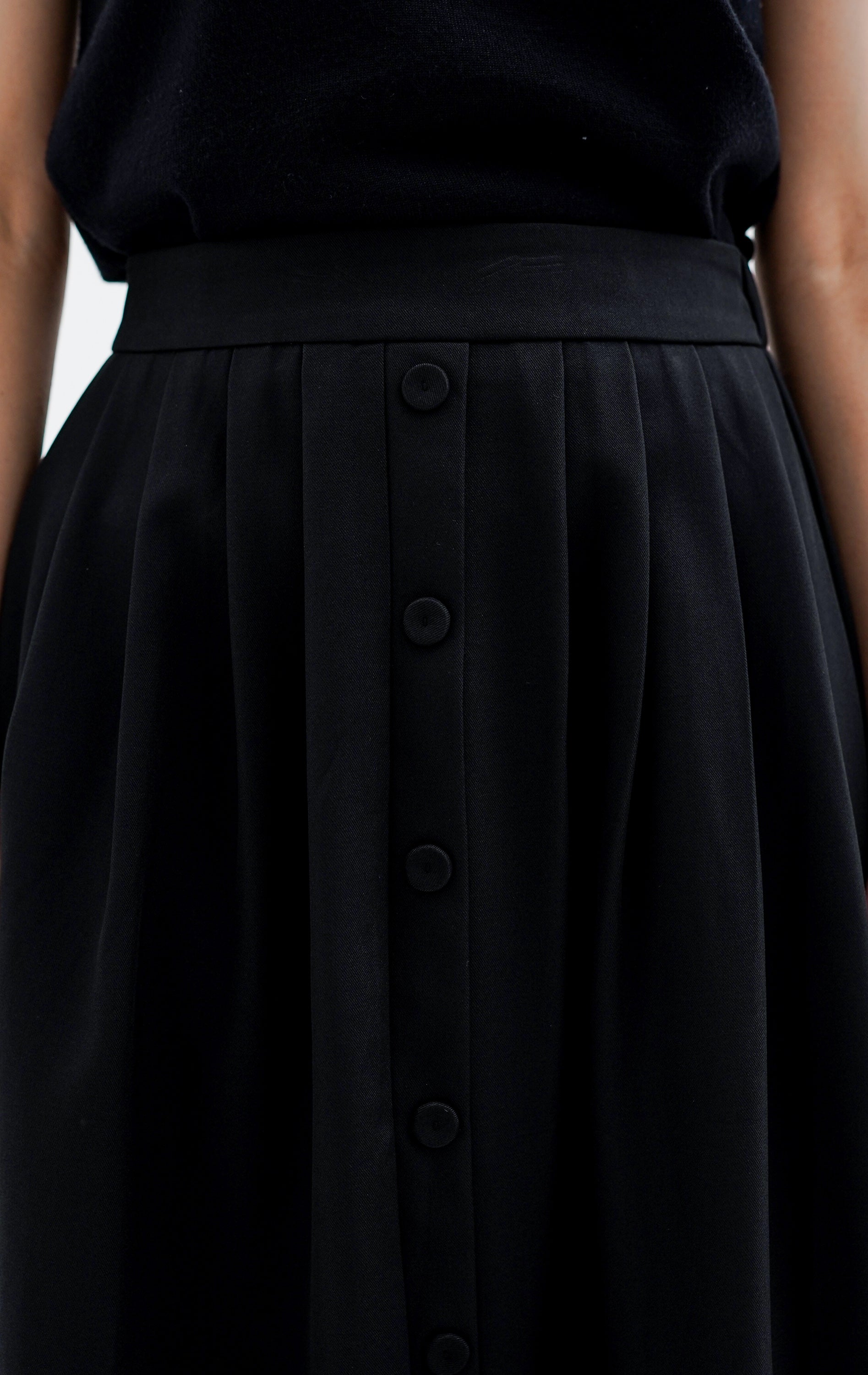 Maela Skirt Black