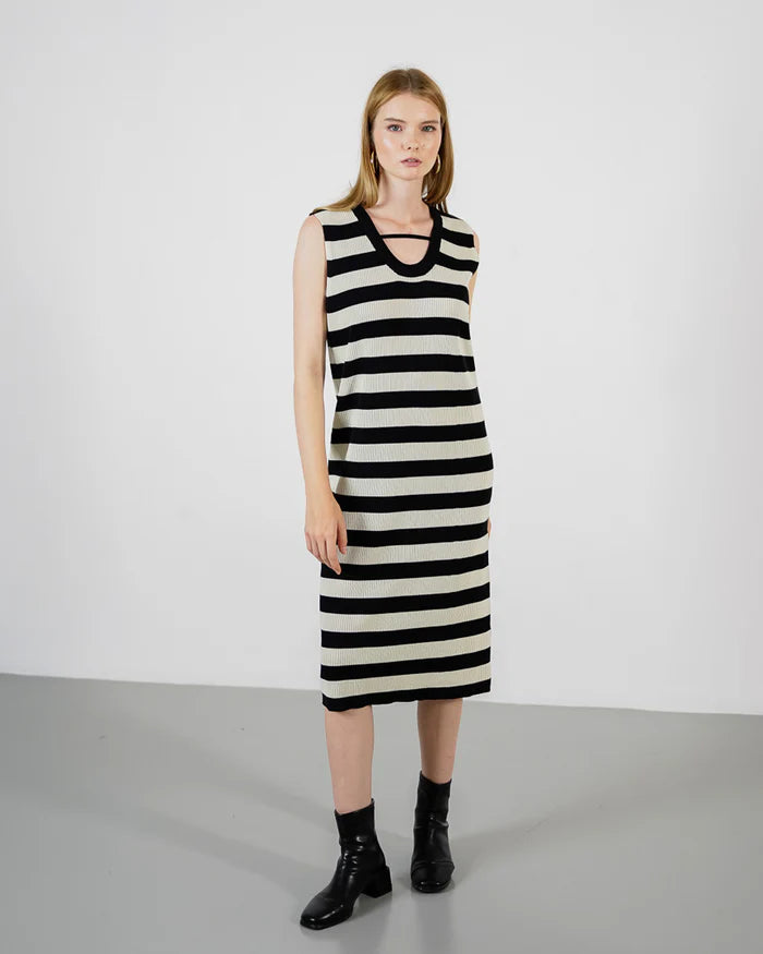 Yoona Stripe Dress Black