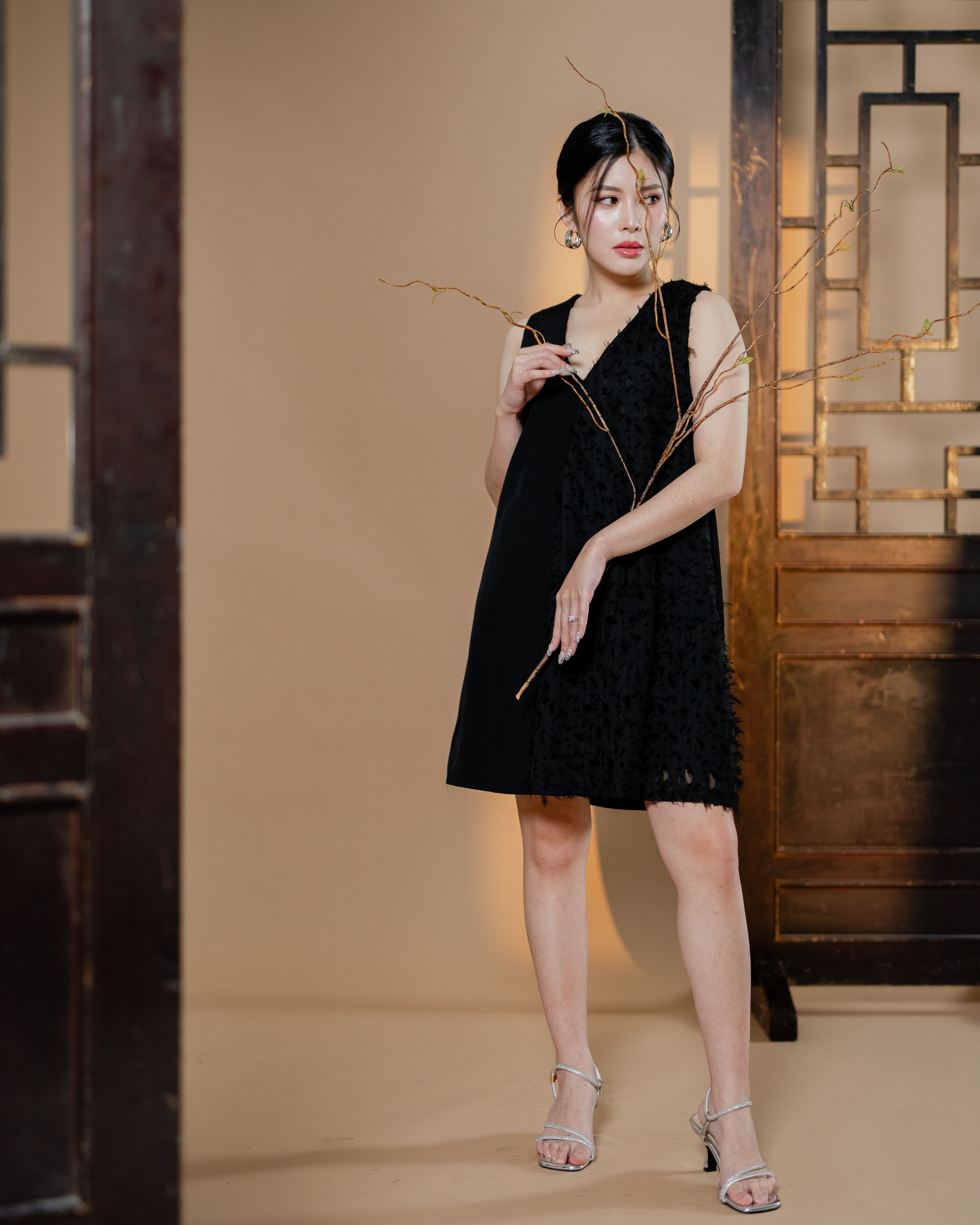 CNY Elegant Serenity Dress Black