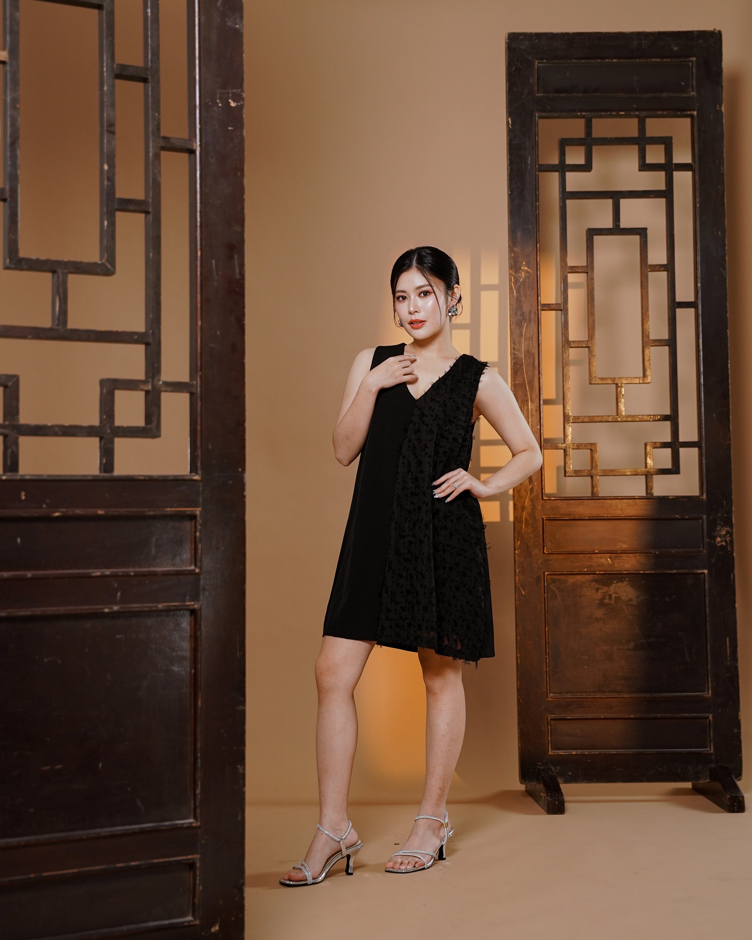 CNY Elegant Serenity Dress Black