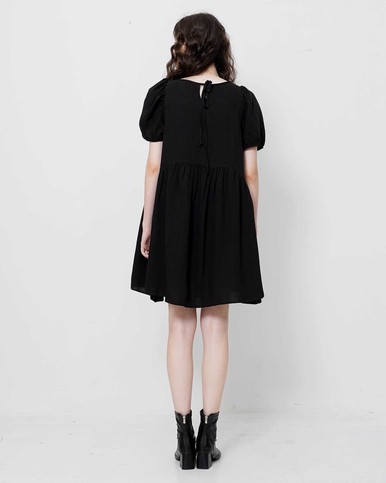 Enola Dress Black