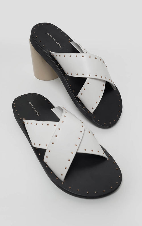 Magnus Sandals White
