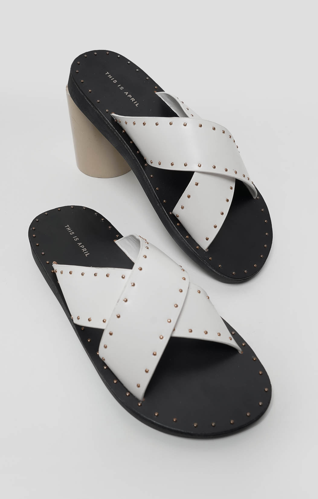 Magnus Sandals White