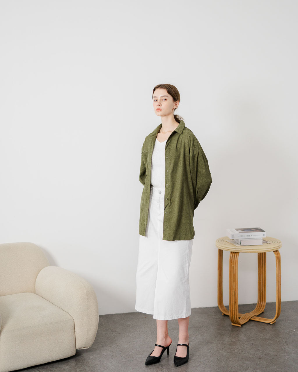 Jiso Corduroy Oversized Army Shirt – Kemeja Lengan Panjang Wanita ( RESTOCK ) - 188660