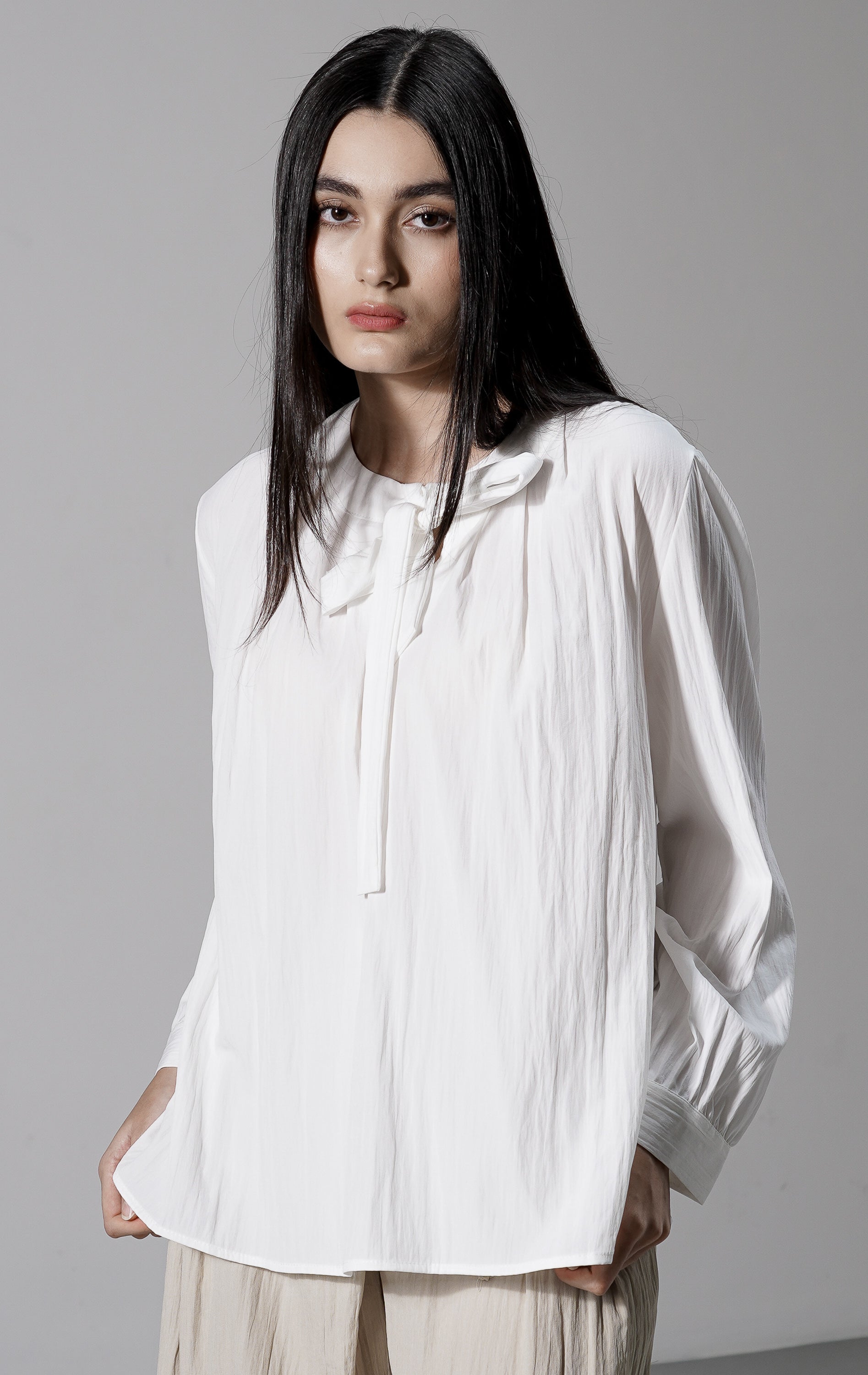 Allie Top White
