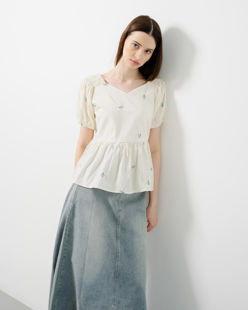 Flowe Embroidery Ruffle Ivory Top - Atasan Wanita Korea - 189987