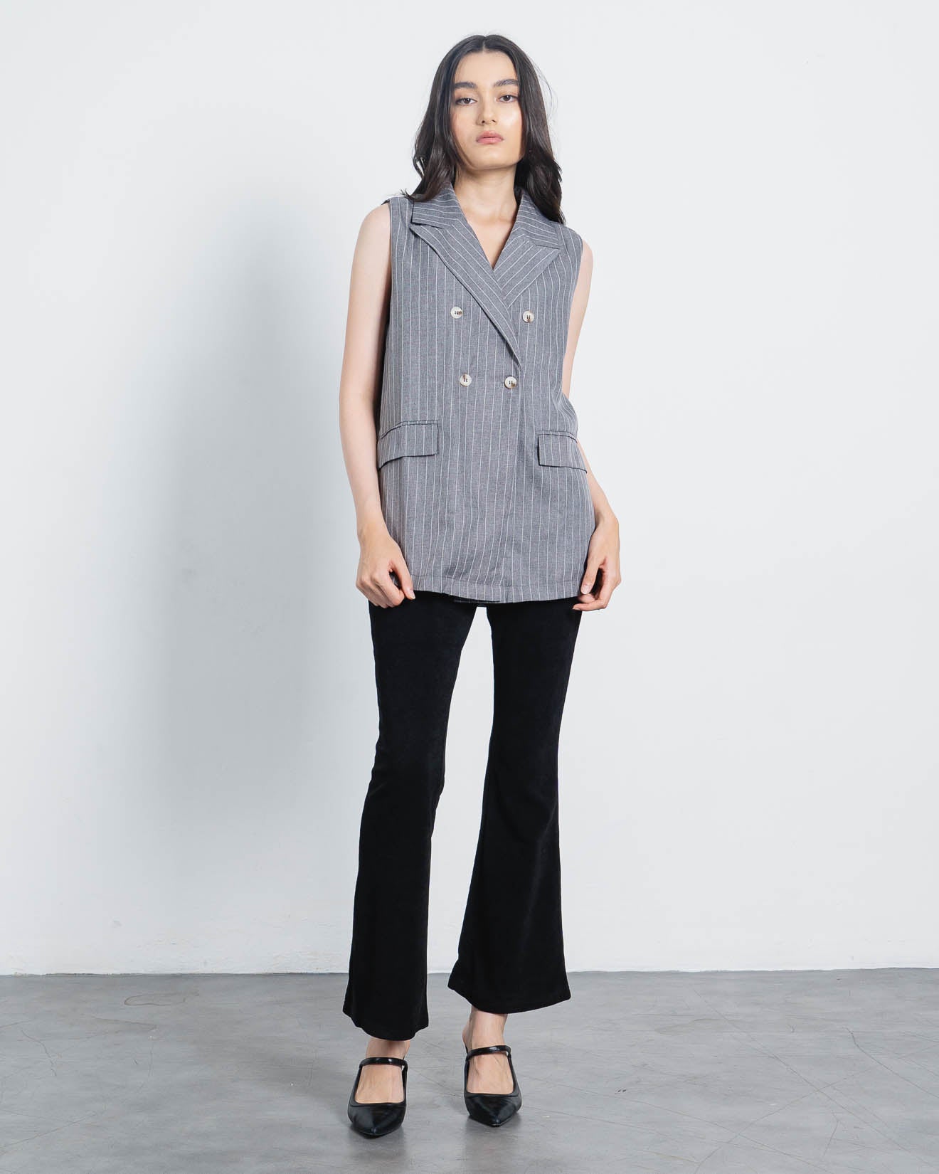 Acha Sinaga – Fraya Stripped Grey Vest – 188952