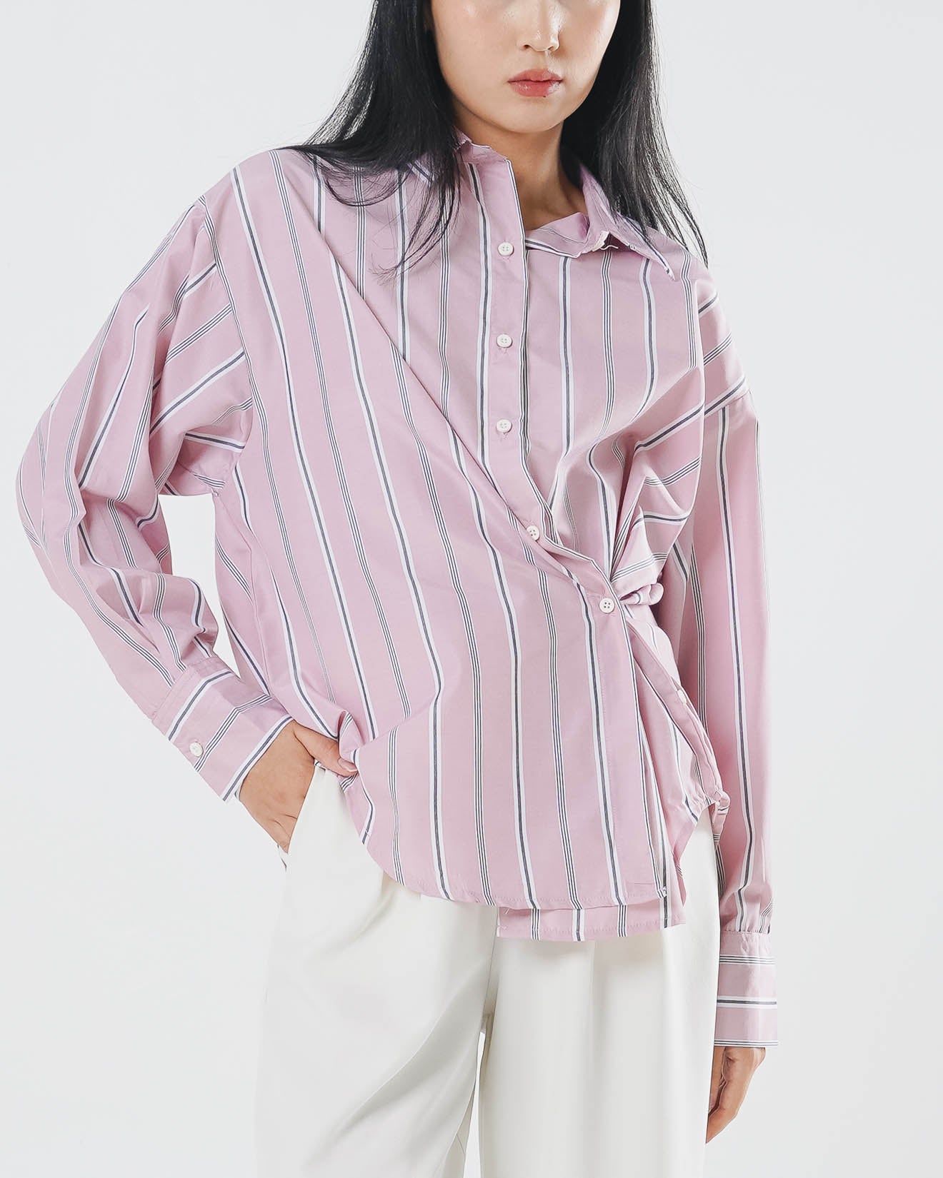 Flyn Oversized Striped Pink Shirt – Kemeja Wanita Lengan Panjang