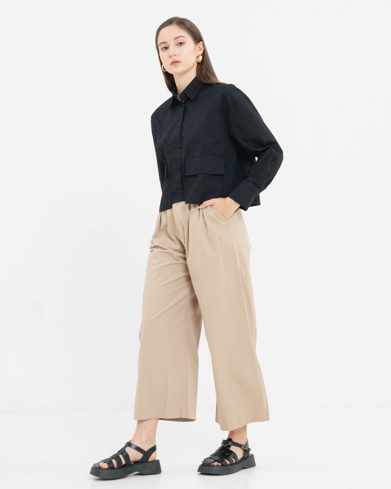 Josie Crop Black Shirt – Atasan Wanita - 188246