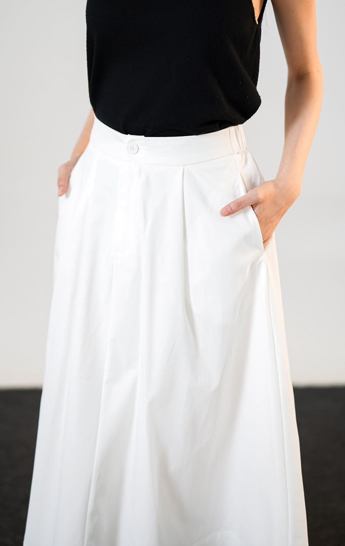 Raisa Skirt White