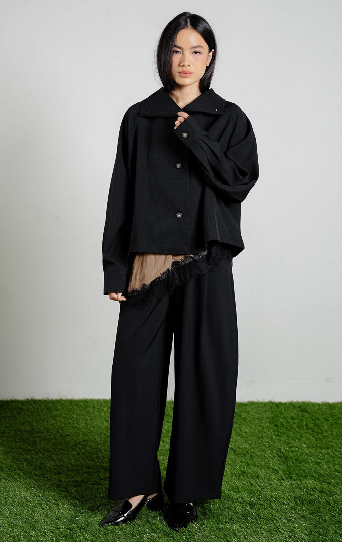 Blanca Funnel Neck Button Outer warna black, baju luaran jaket lengan panjang wanita model kerah tinggi warna hitam dari This Is April.