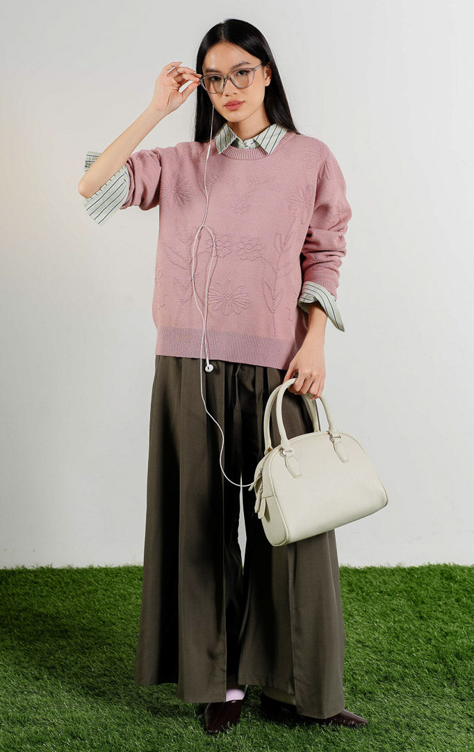 Willow Tonal Jacquard Floral Knit Sweater warna pink, baju sweter rajut lengan panjang wanita motif bunga timbul warna pink dari This Is April.