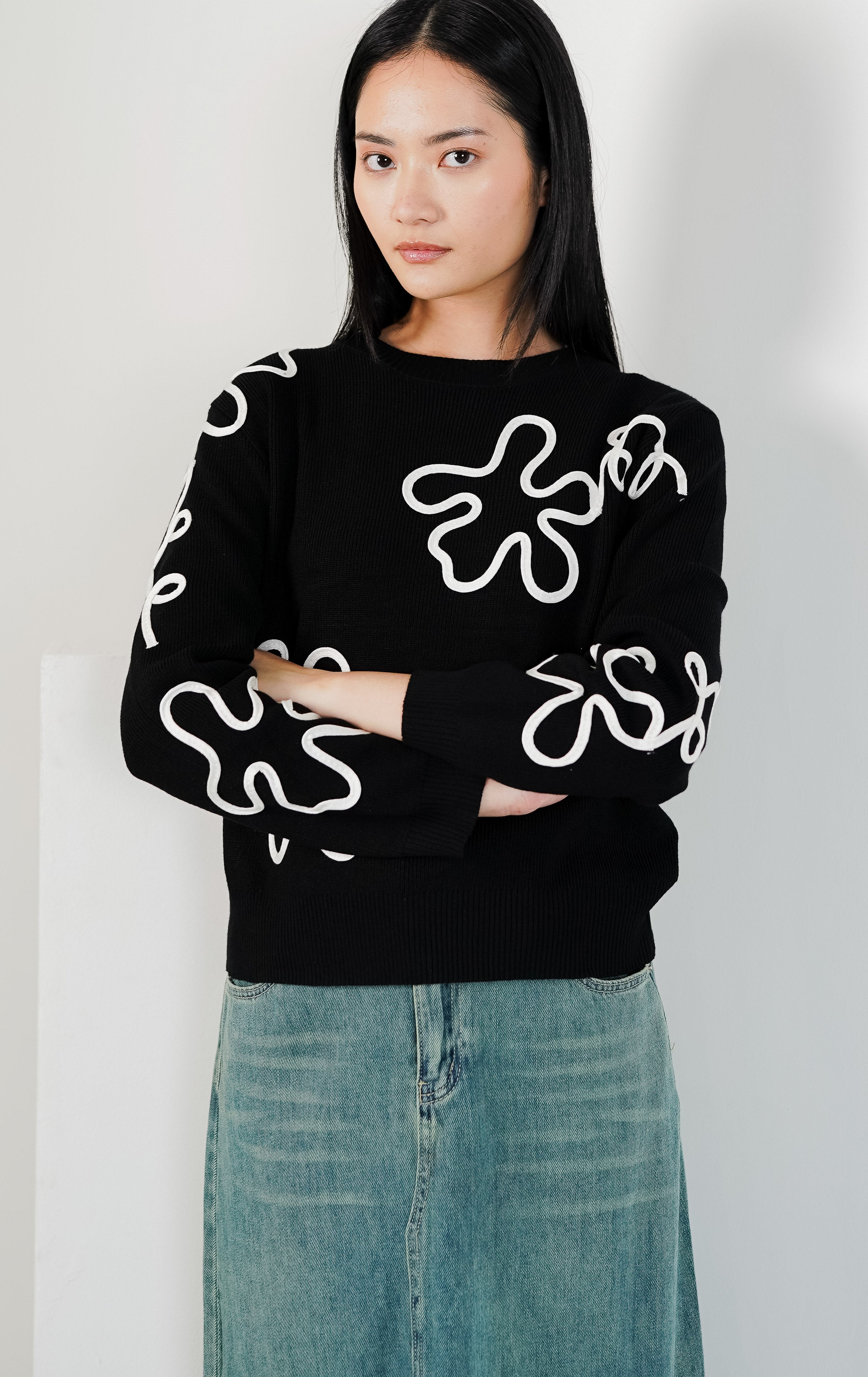 Naura Sweater Black