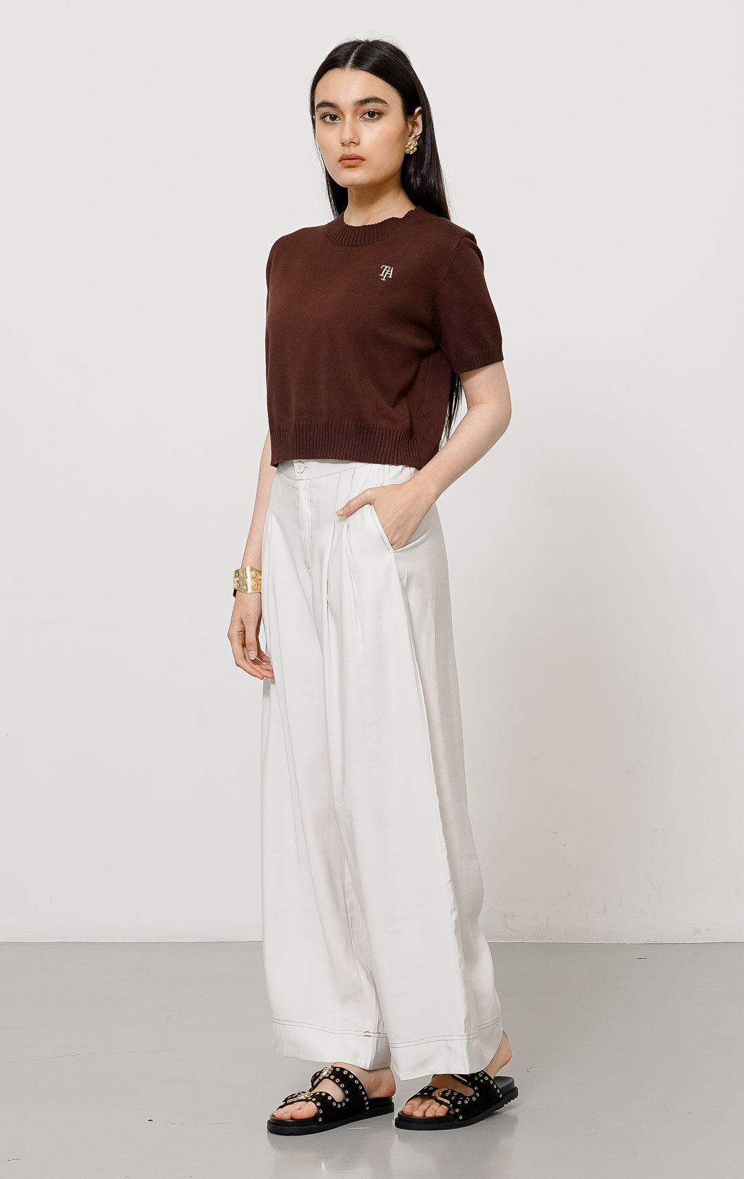 TIA Knit Top Brown
