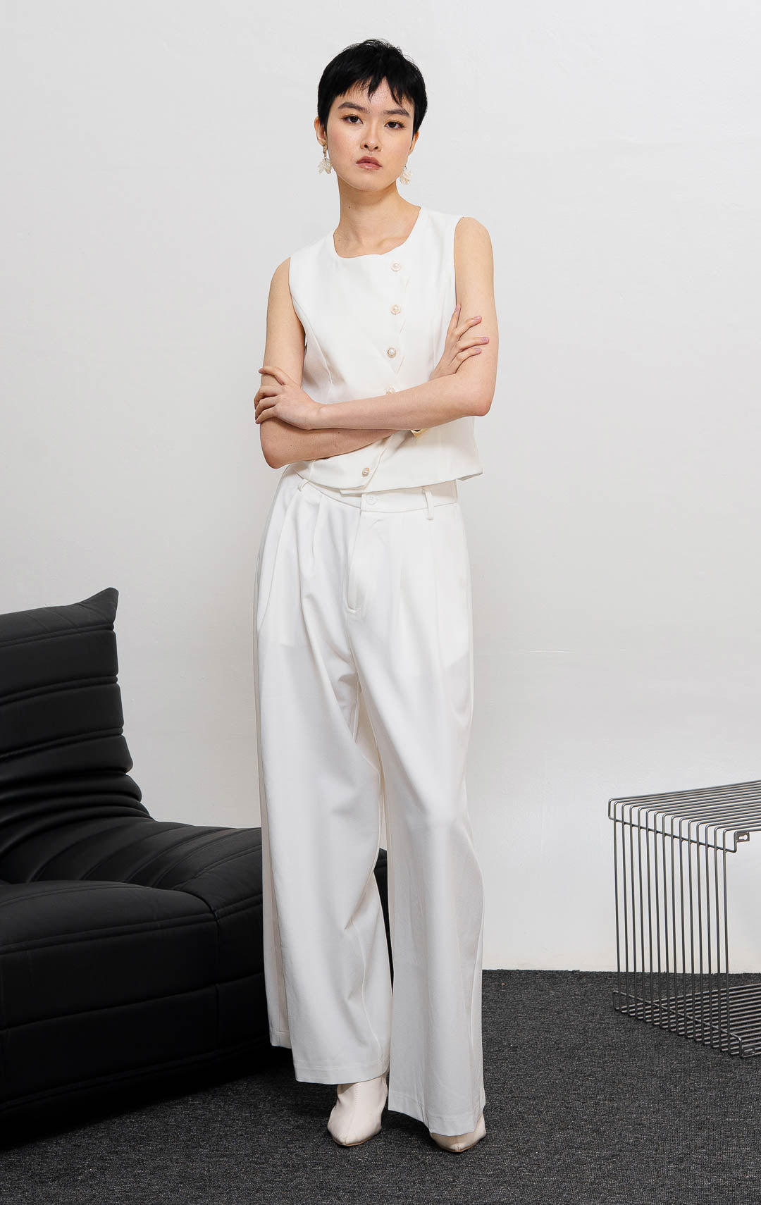 Alexa Vest White