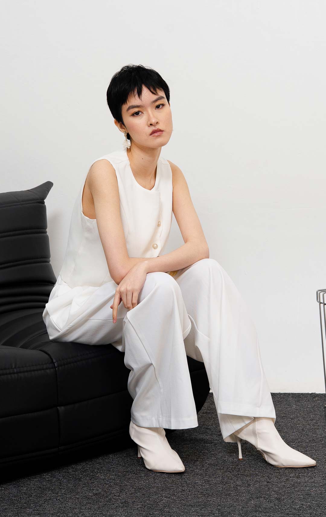 Alexa Vest White