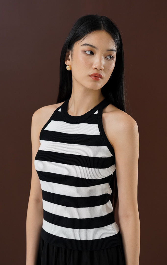 Yora Top Black