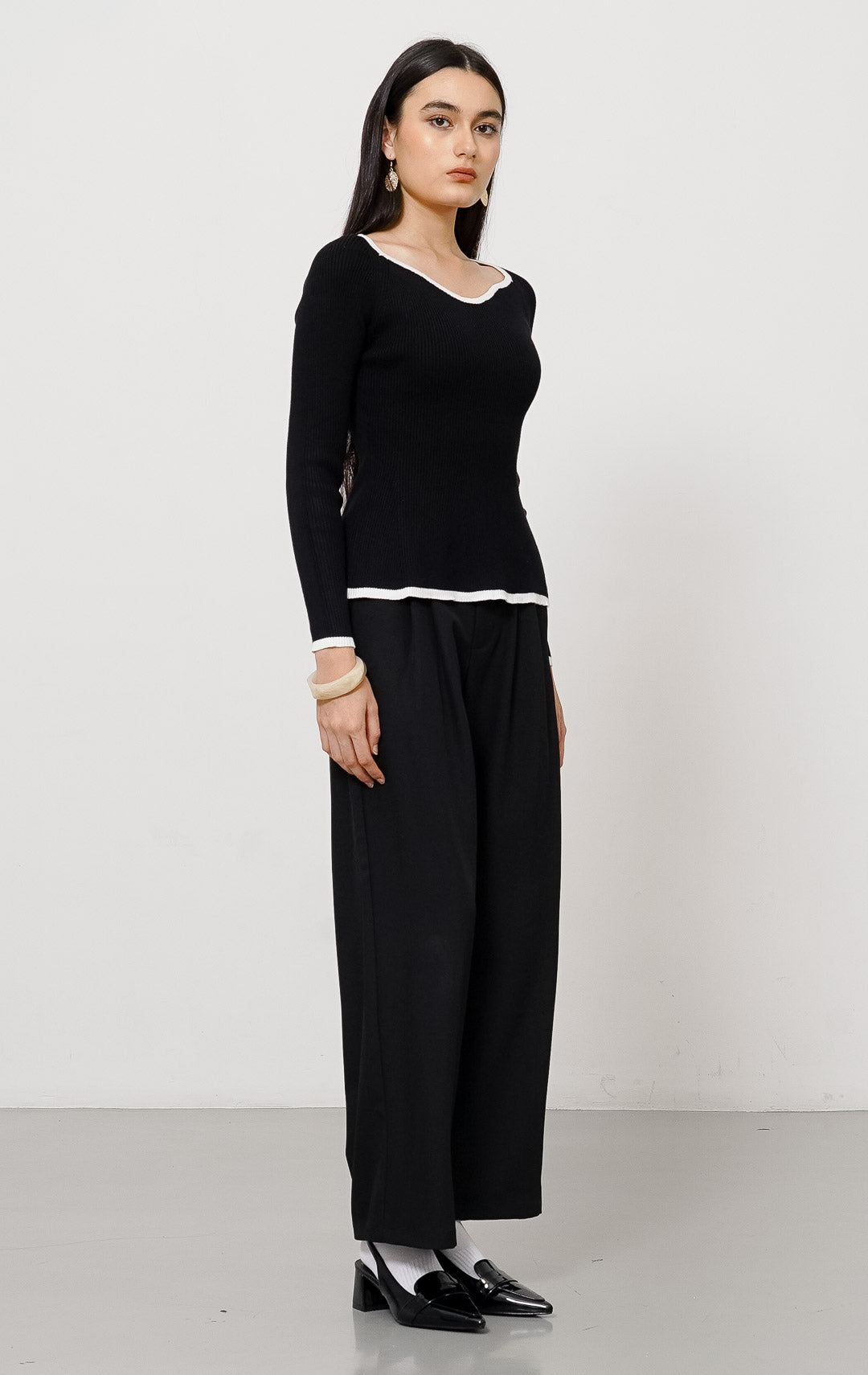 Cleona Top Black