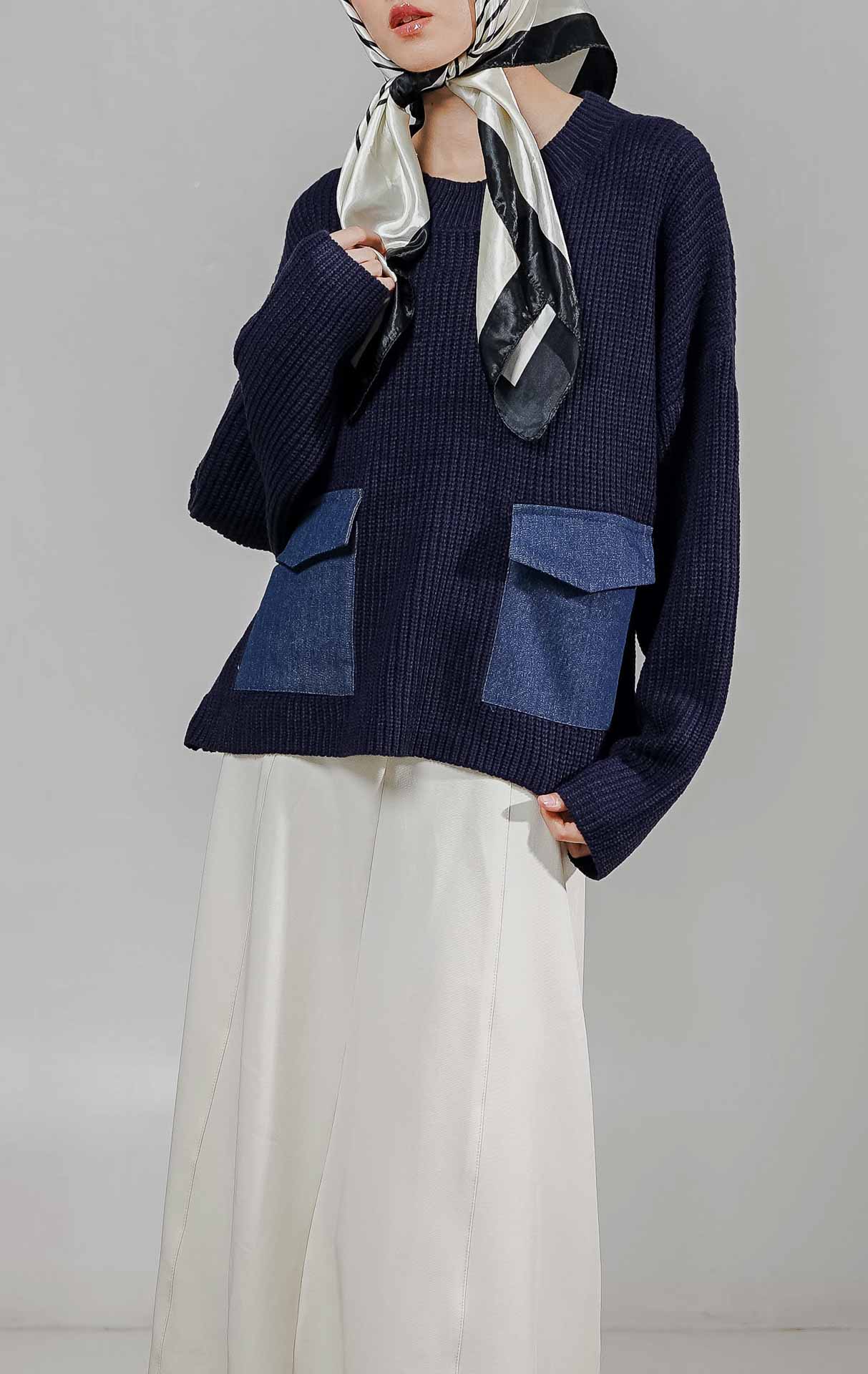 Keenan Top Navy