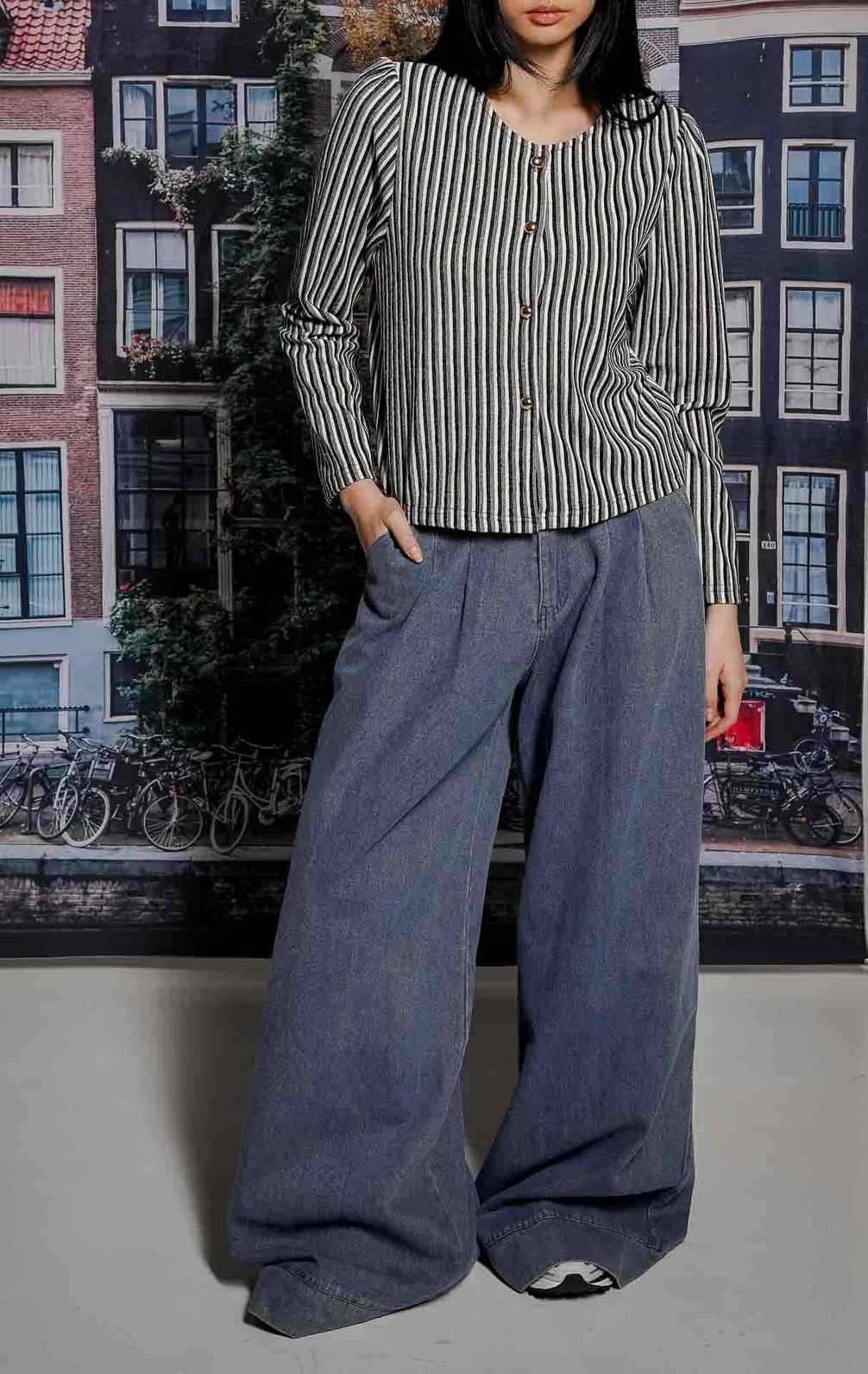 Calianna Top Black Striped