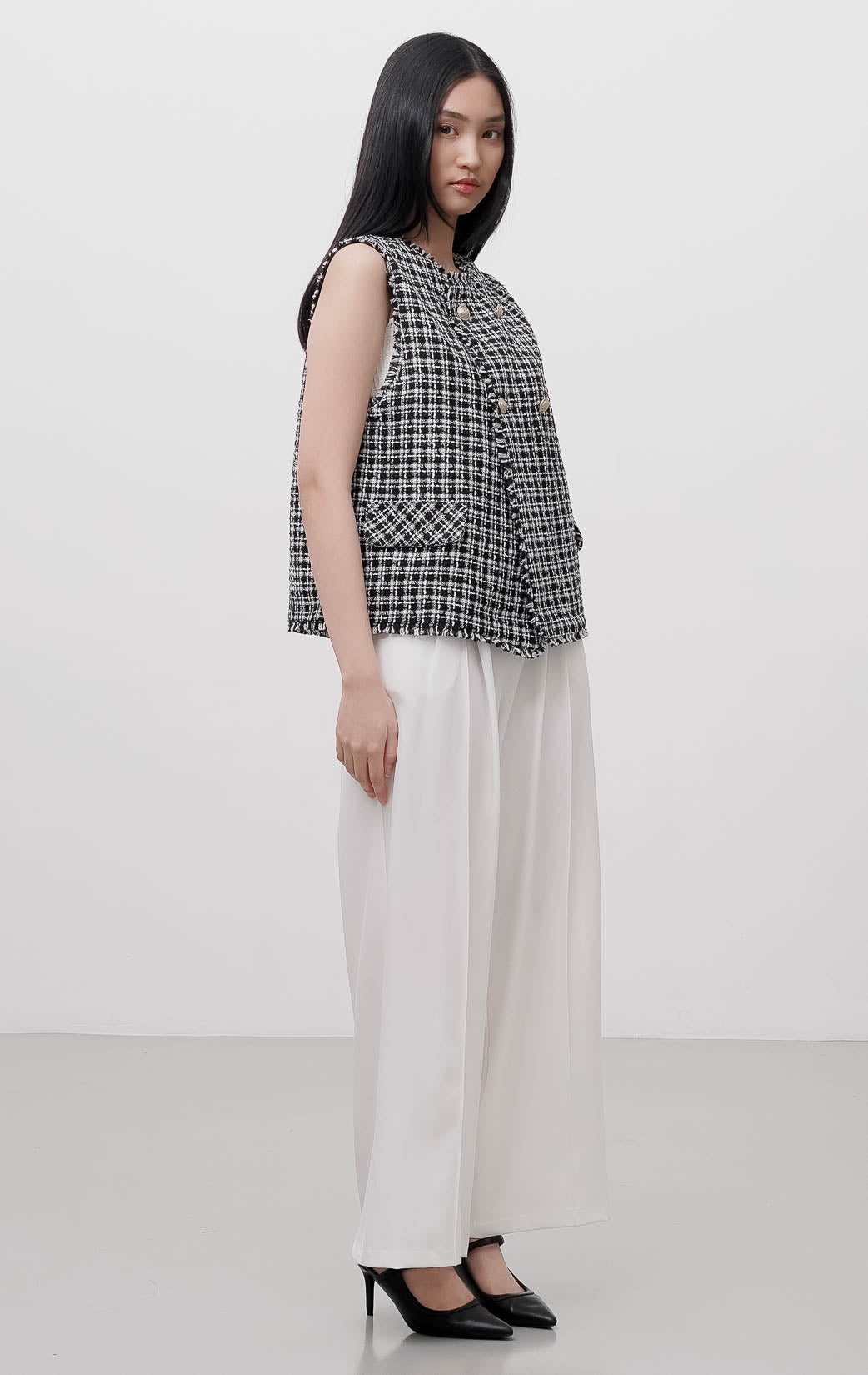 Maude Vest Black