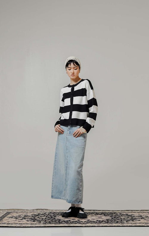 Theony Knit Cardigan Black Striped