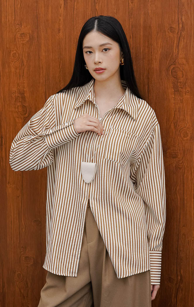 Caisyn Top Brown Striped