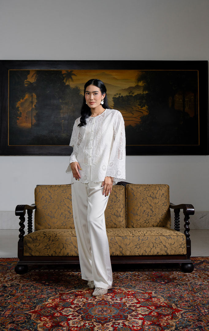 EID Qonita Top White