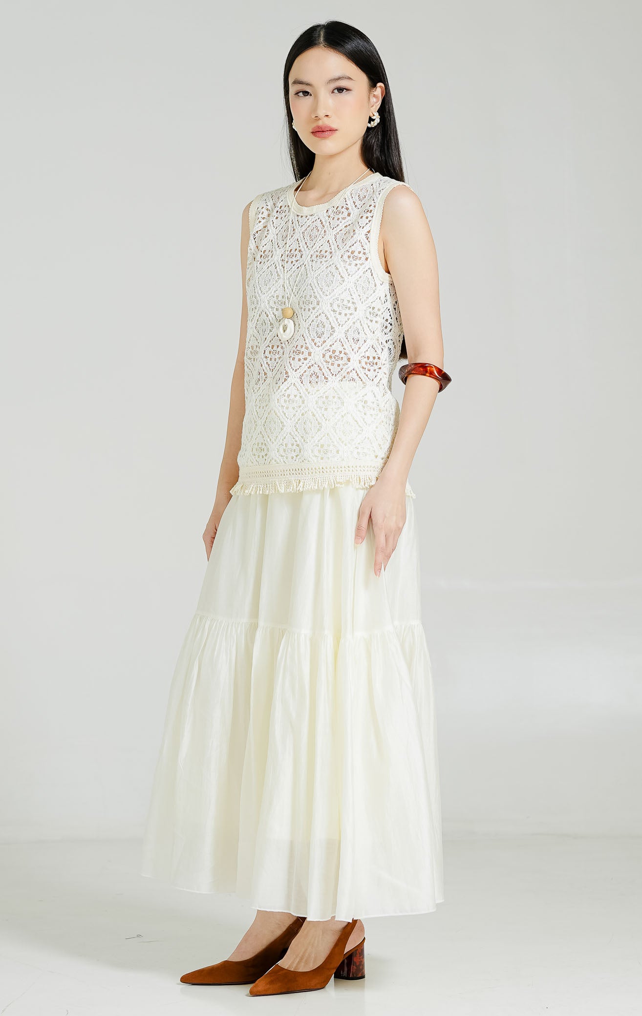 Macbeth Top Ivory