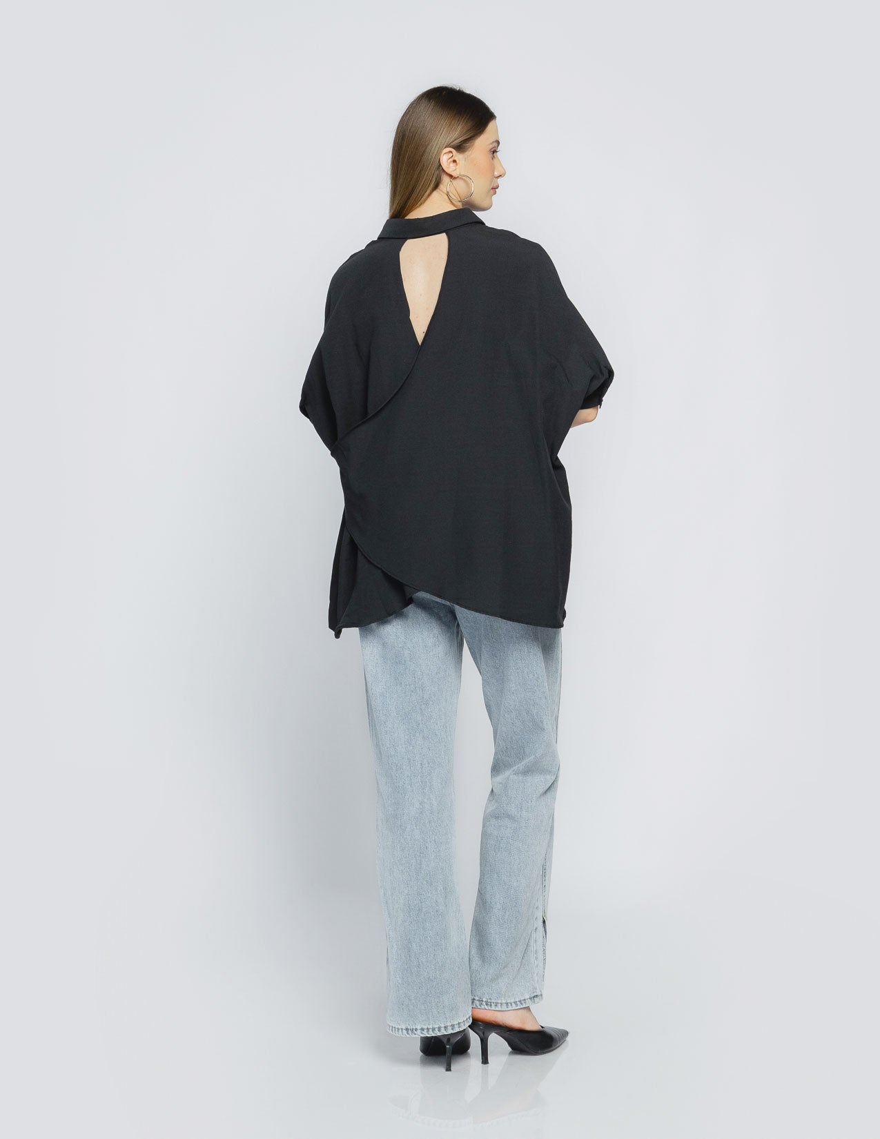 Thalie Back Crossover Black Shirt - 187210