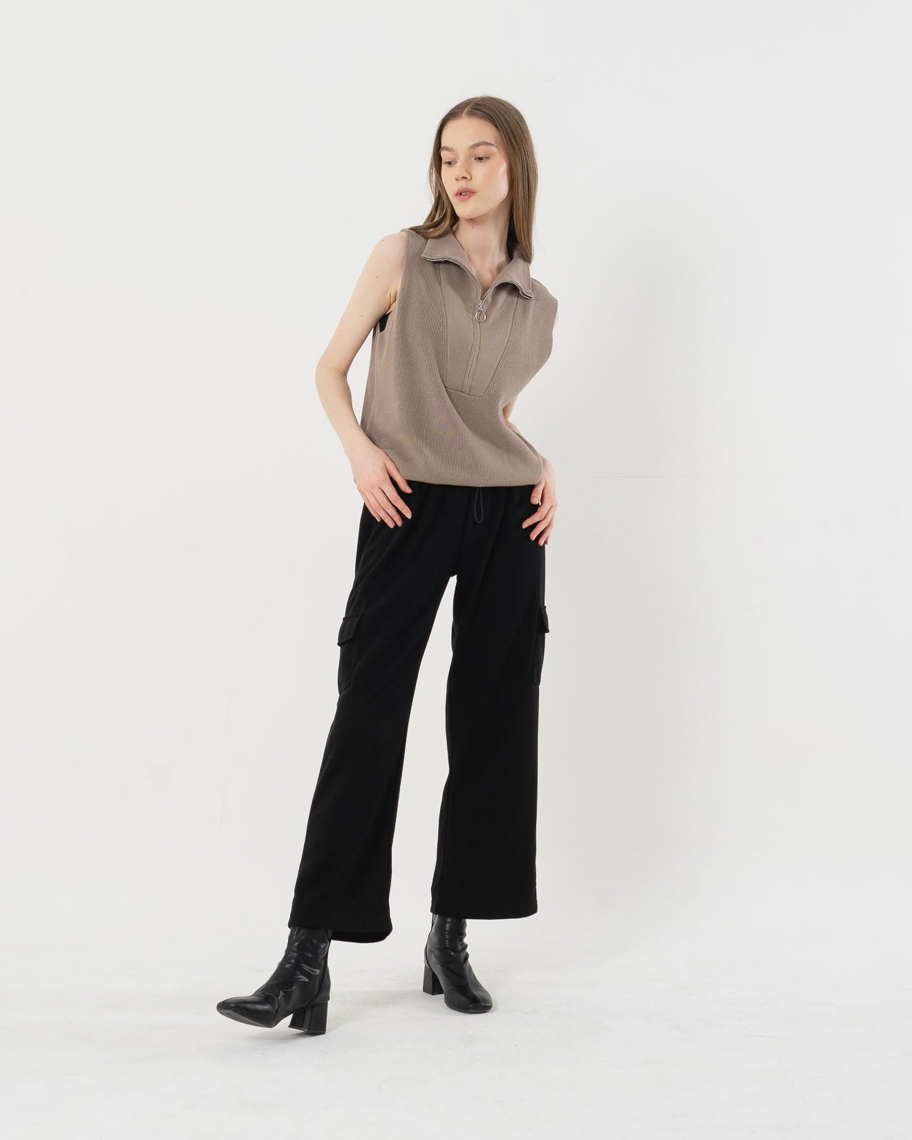 Callas Zipper Collared Taupe Top - 187379